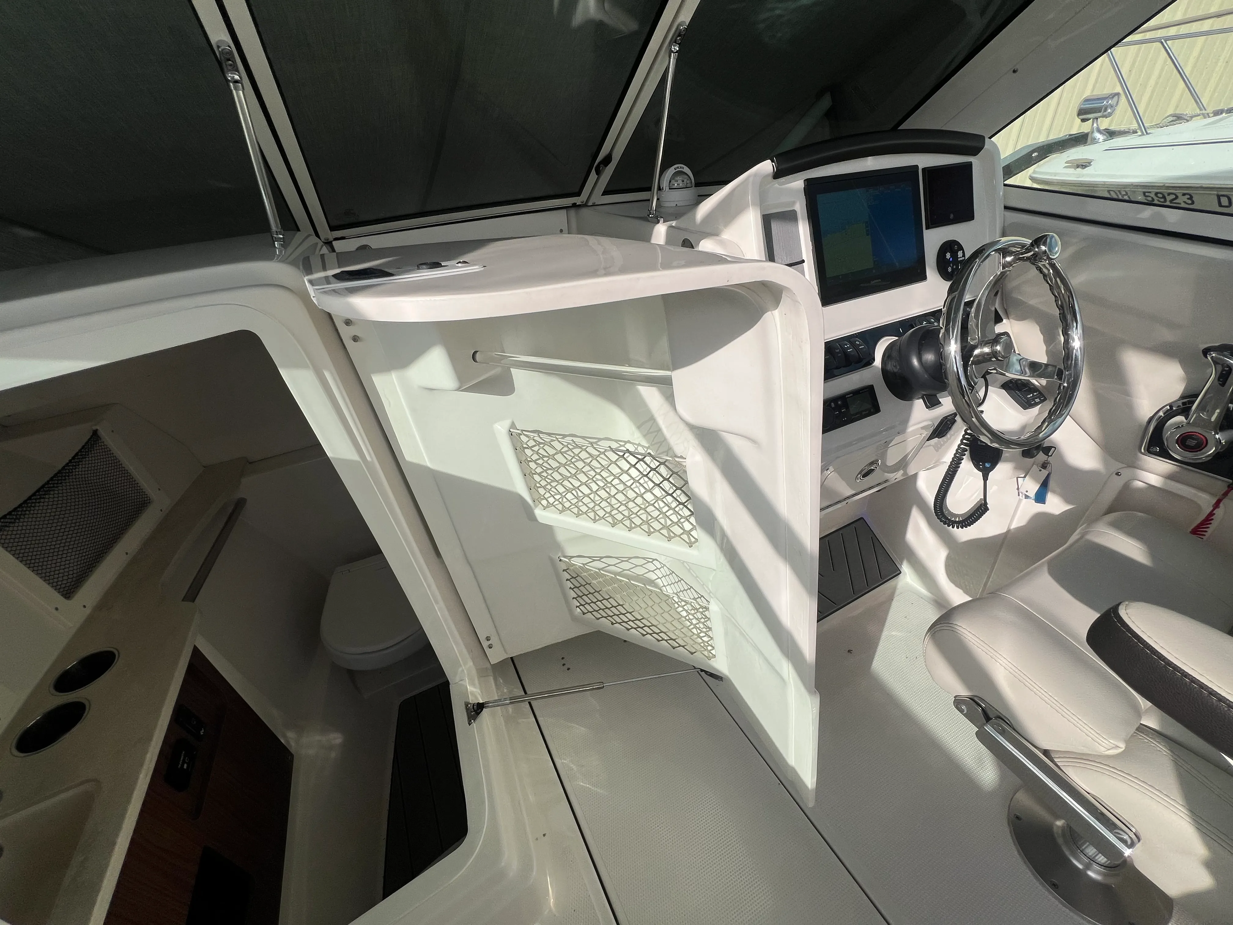 2023 Sailfish 245 DC Image Thumbnail #19