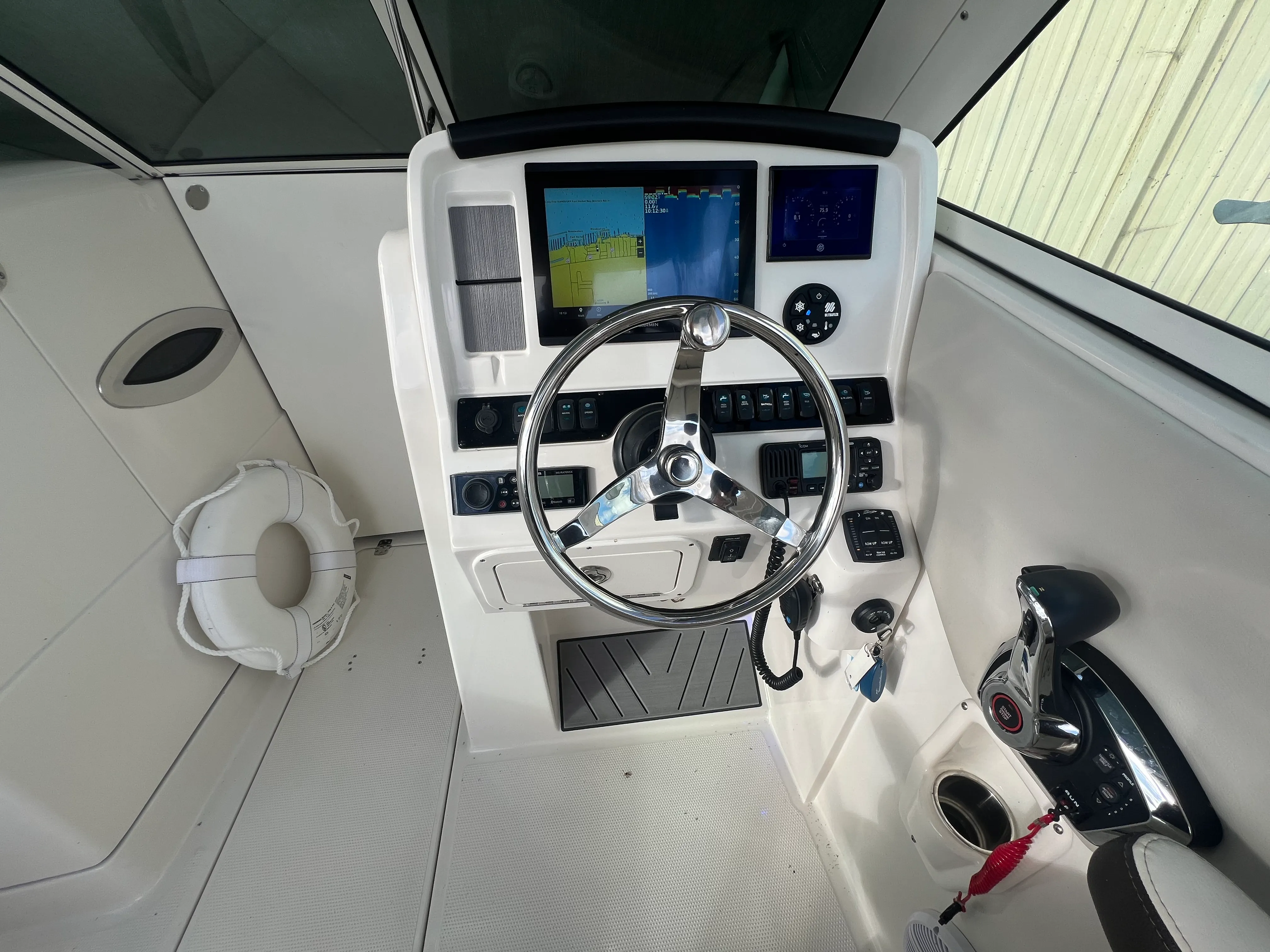 2023 Sailfish 245 DC Image Thumbnail #9