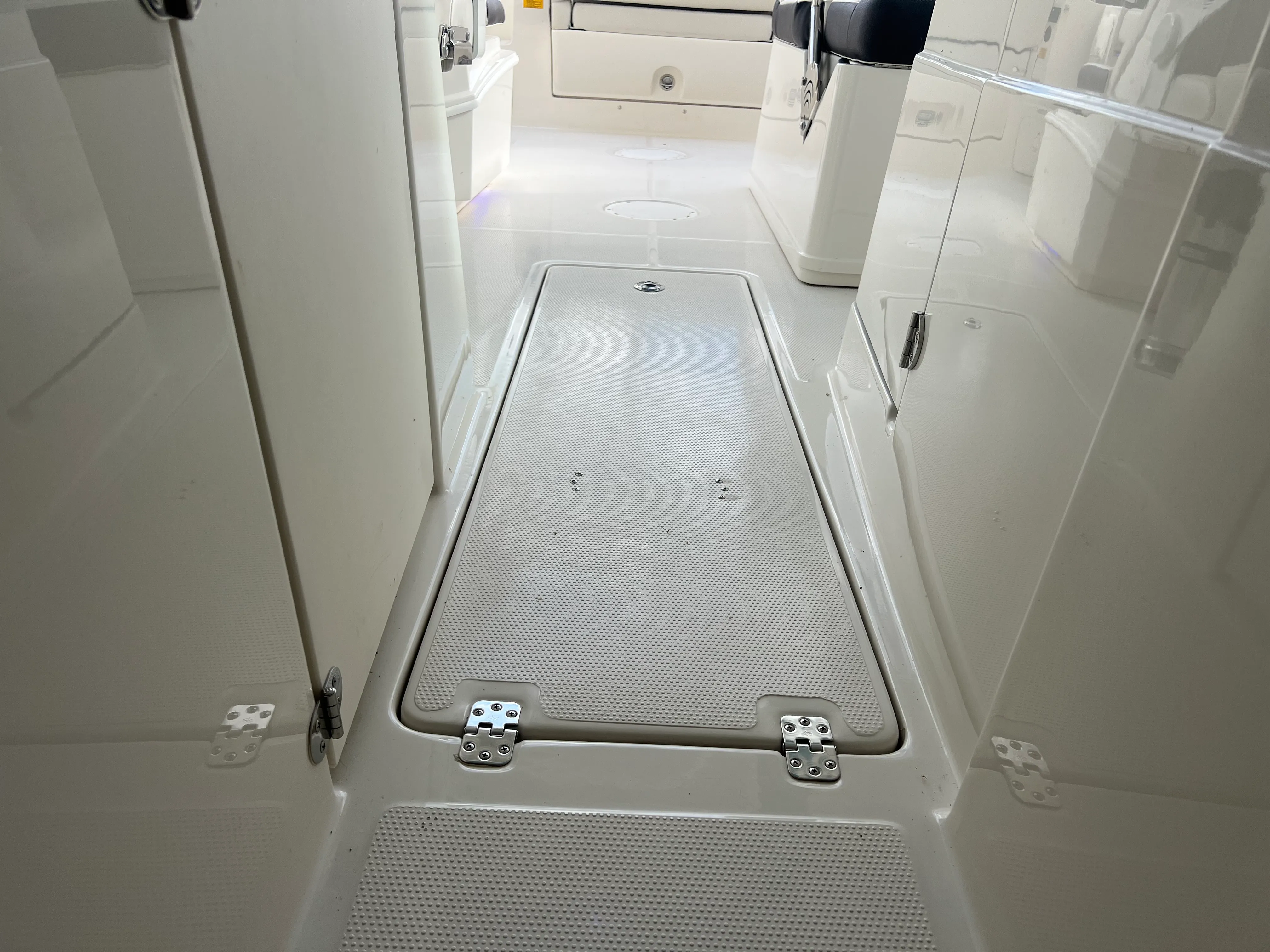 2023 Sailfish 245 DC Image Thumbnail #26