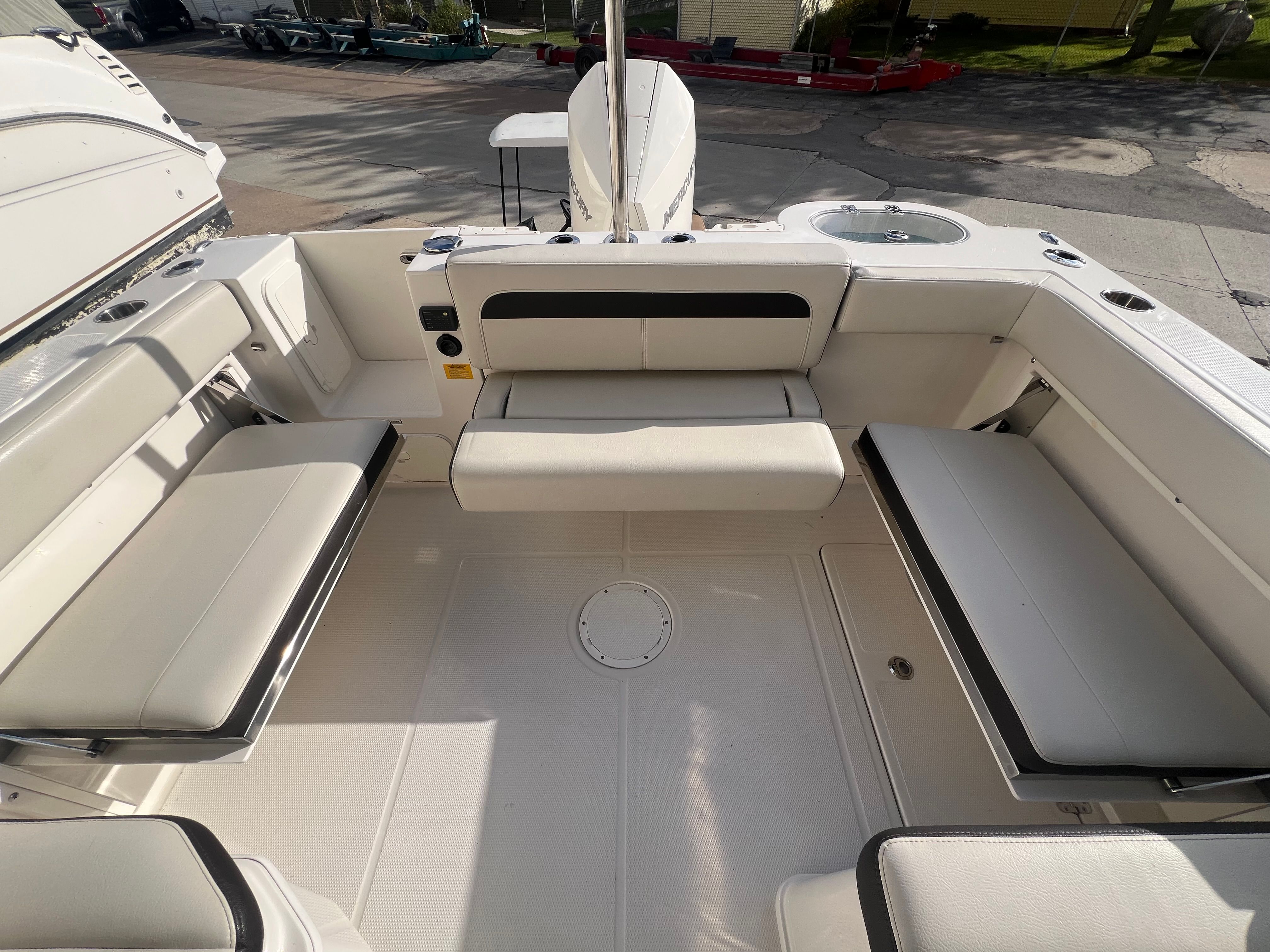 2023 Sailfish 245 DC Image Thumbnail #17