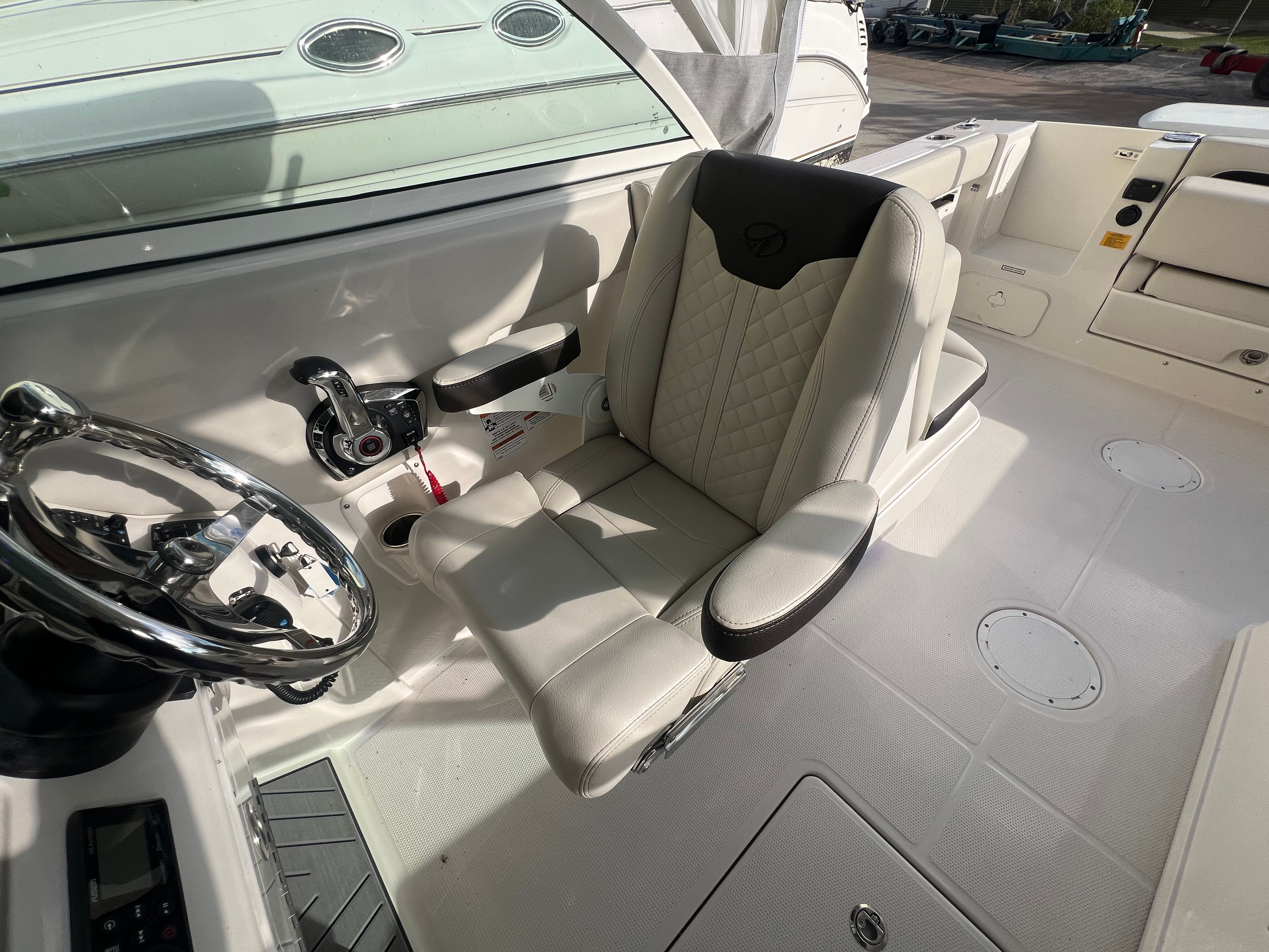 2023 Sailfish 245 DC Image Thumbnail #14