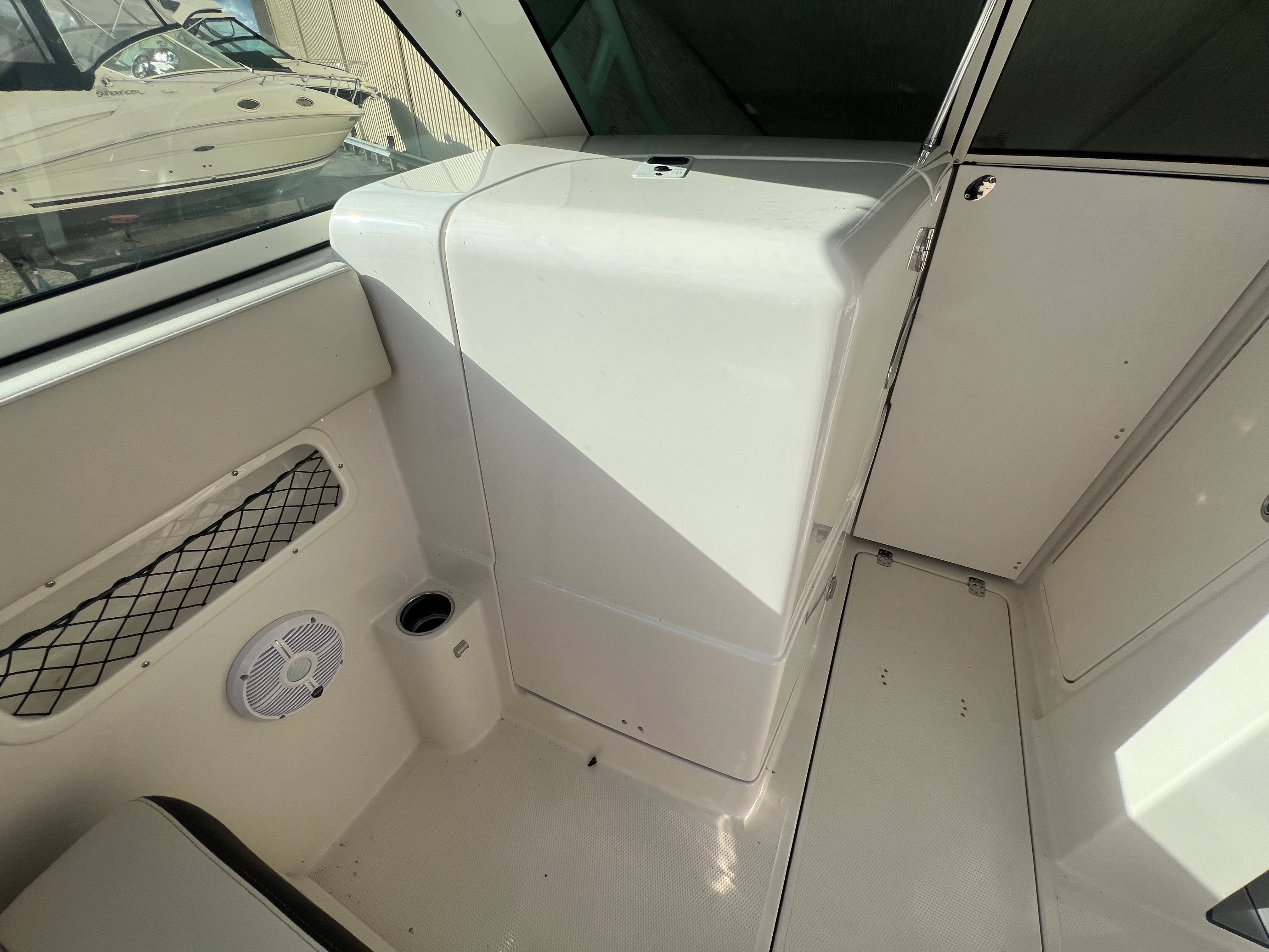 2023 Sailfish 245 DC Image Thumbnail #18