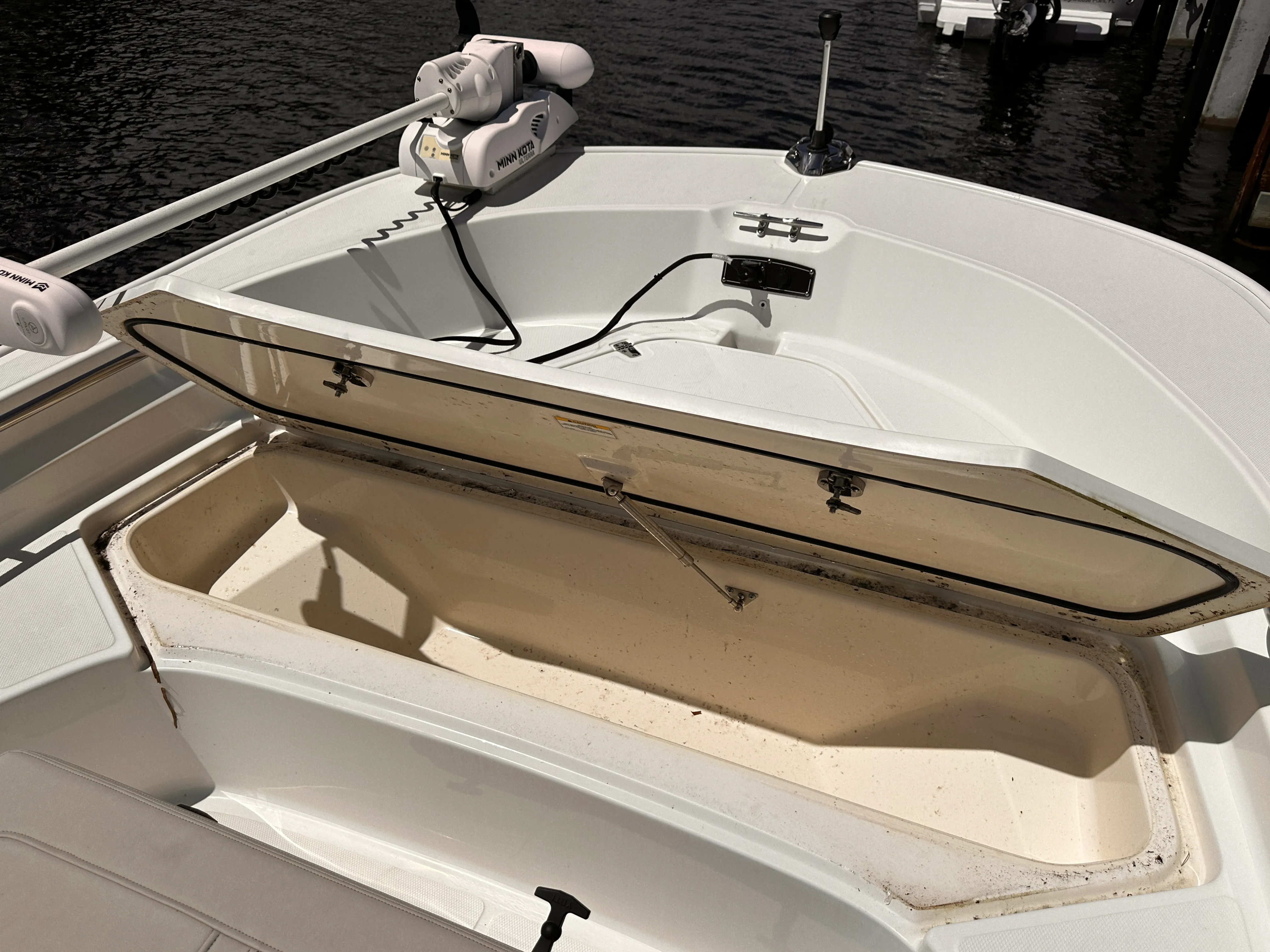 2024 Boston Whaler 190 MONTAUK Image Thumbnail #9