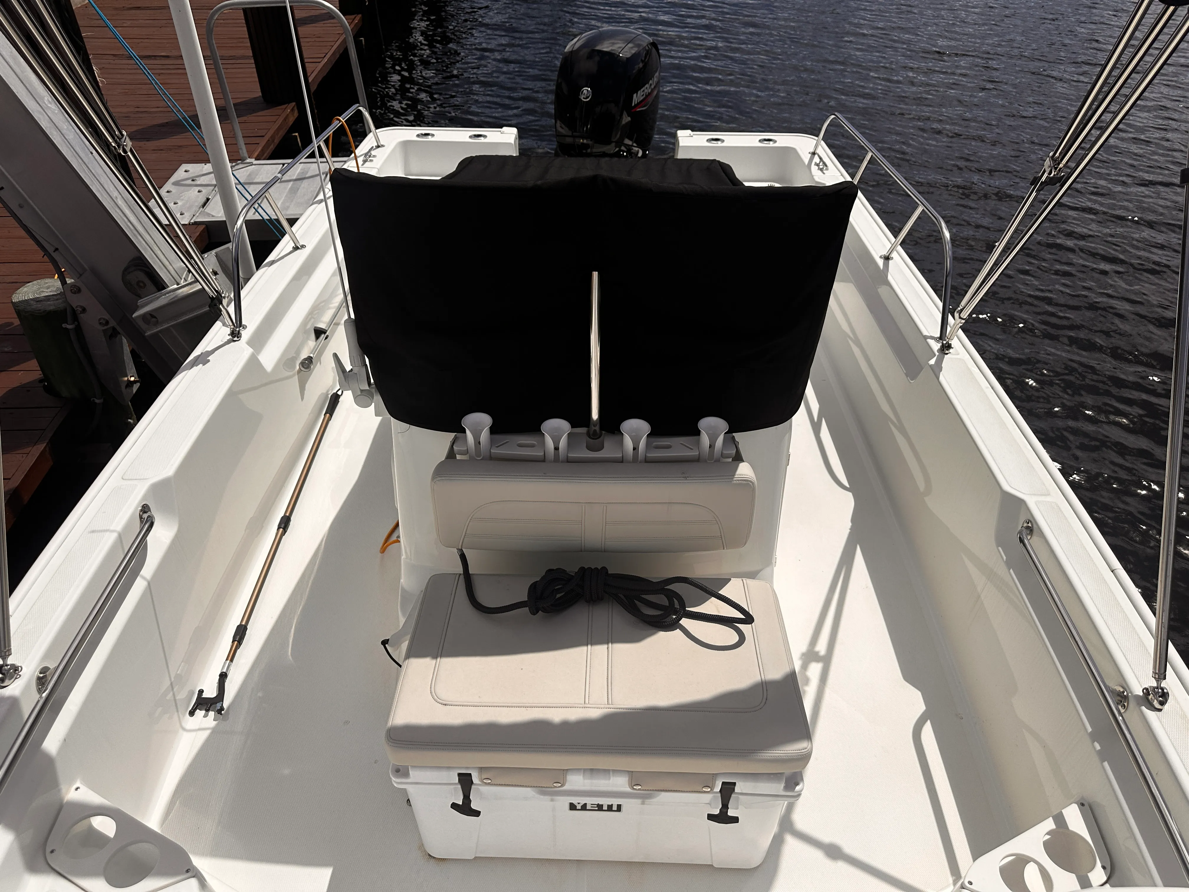 2024 Boston Whaler 190 MONTAUK Image Thumbnail #15