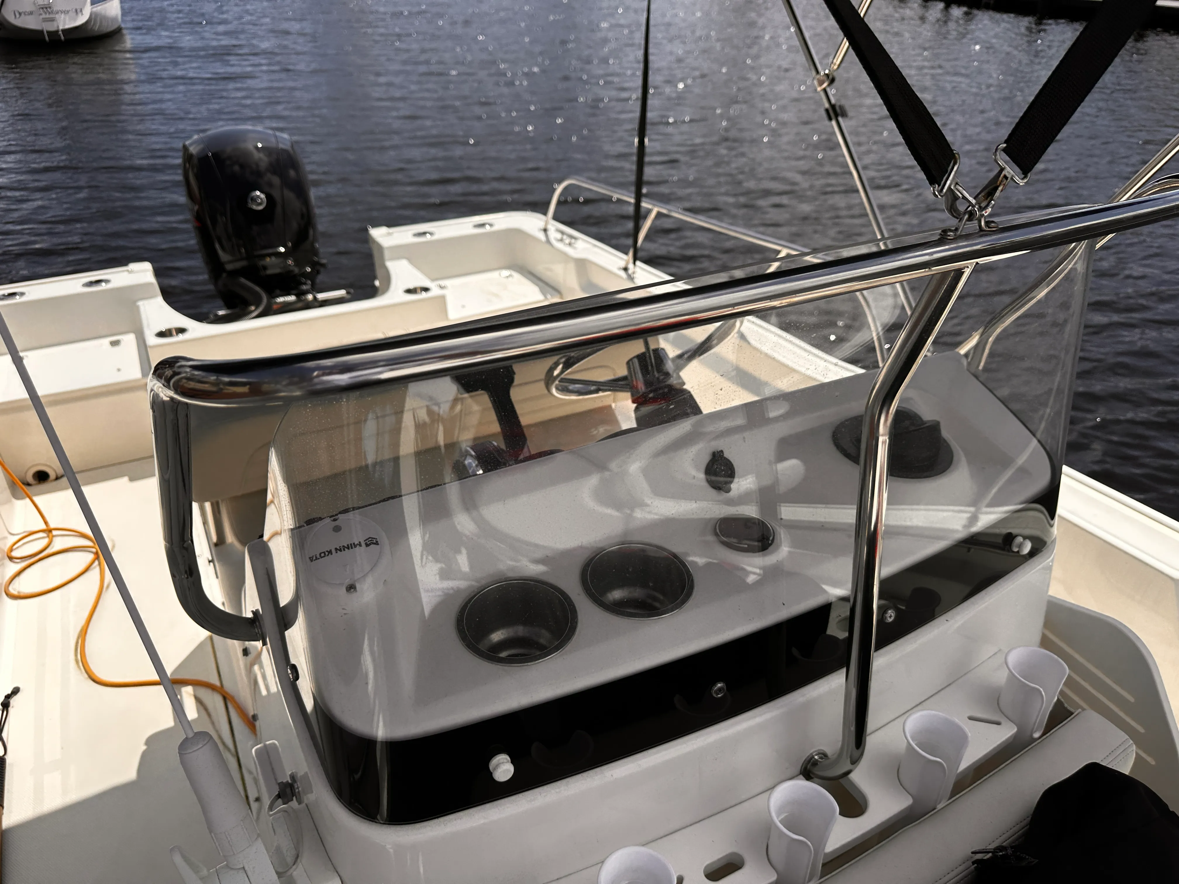2024 Boston Whaler 190 MONTAUK Image Thumbnail #6