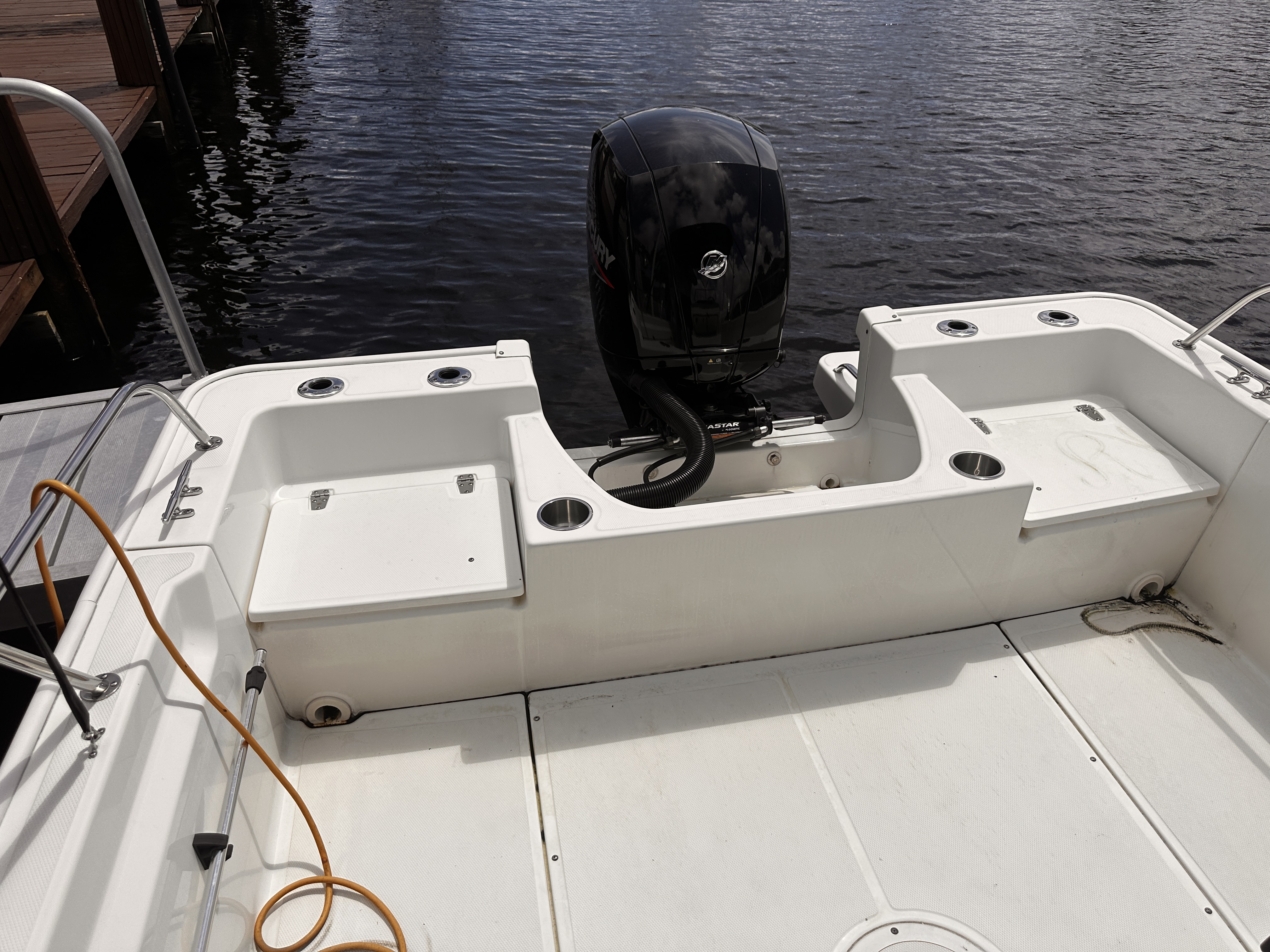 2024 Boston Whaler 190 MONTAUK Image Thumbnail #1