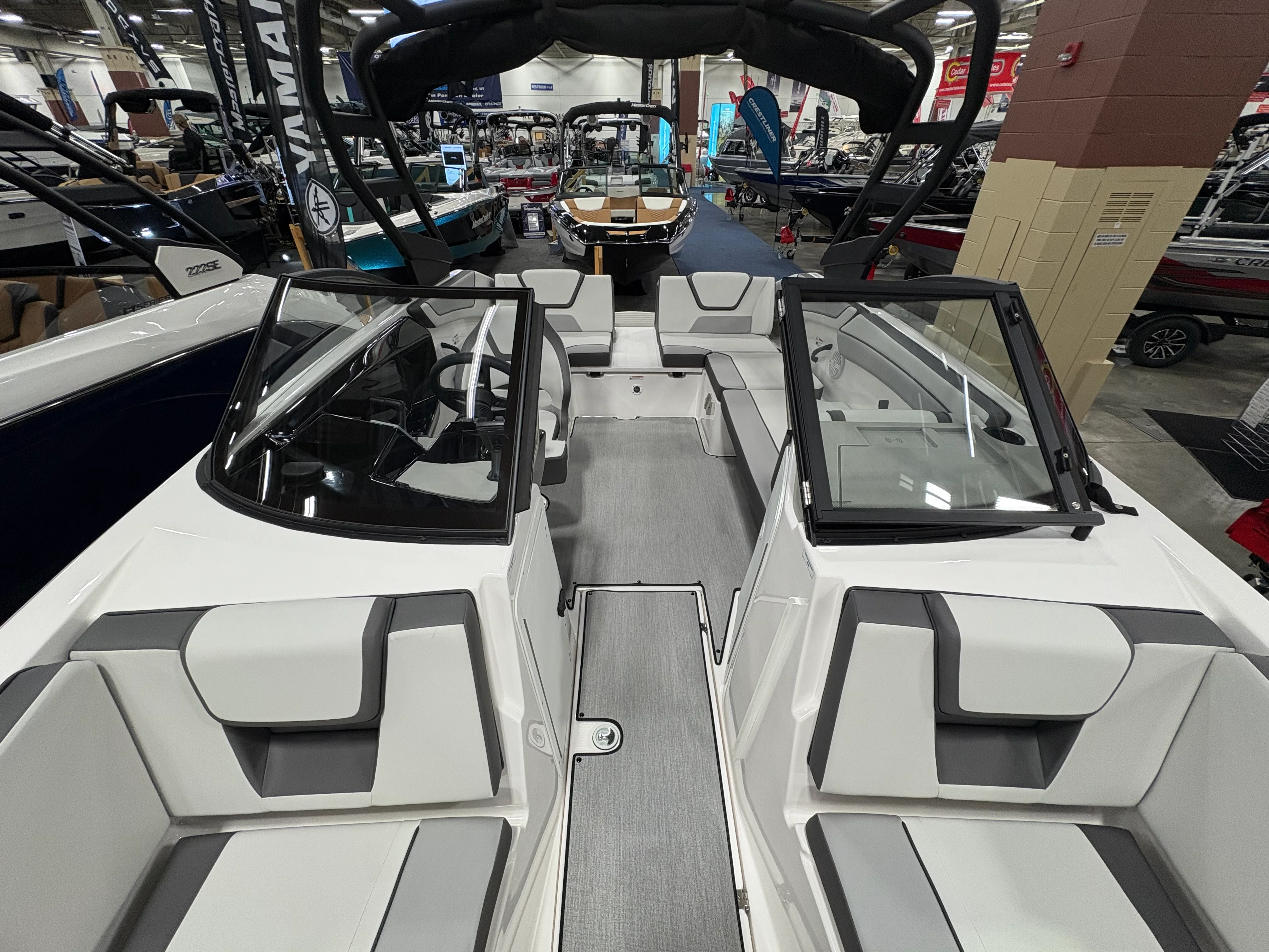 2026 Yamaha AR220 Image Thumbnail #14