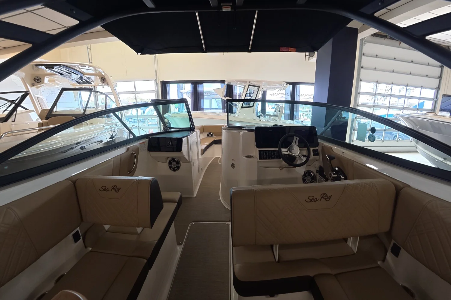 2026 Sea Ray SDX 270 Outboard Image Thumbnail #17