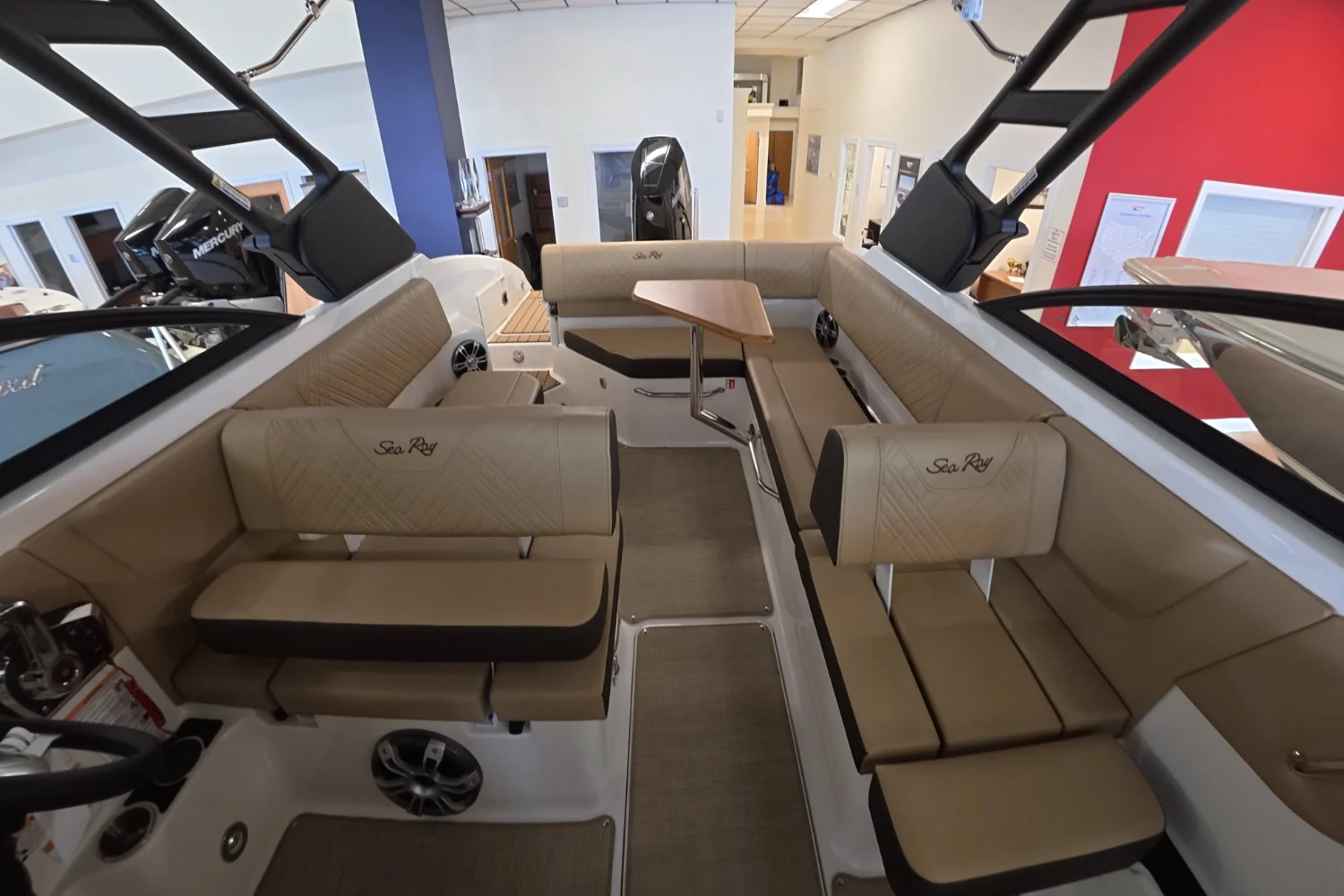 2026 Sea Ray SDX 270 Outboard Image Thumbnail #18
