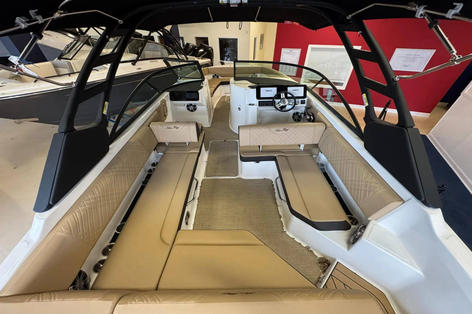 2026 Sea Ray SDX 270 Outboard Image Thumbnail #8