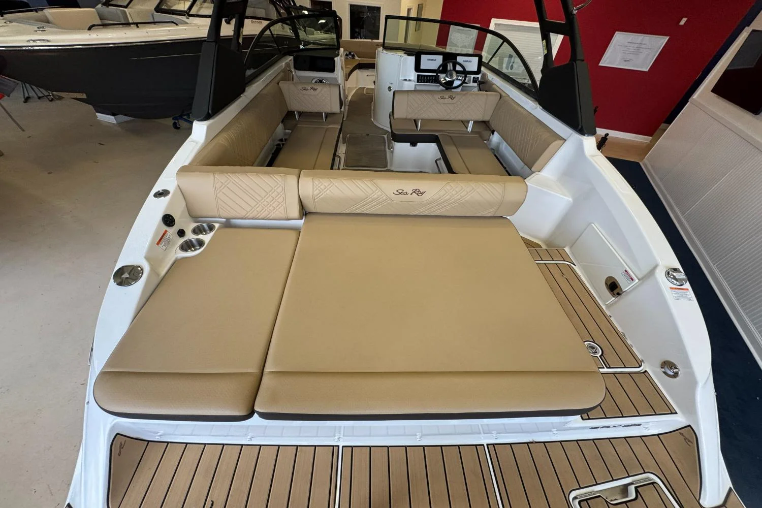 2026 Sea Ray SDX 270 Outboard Image Thumbnail #5