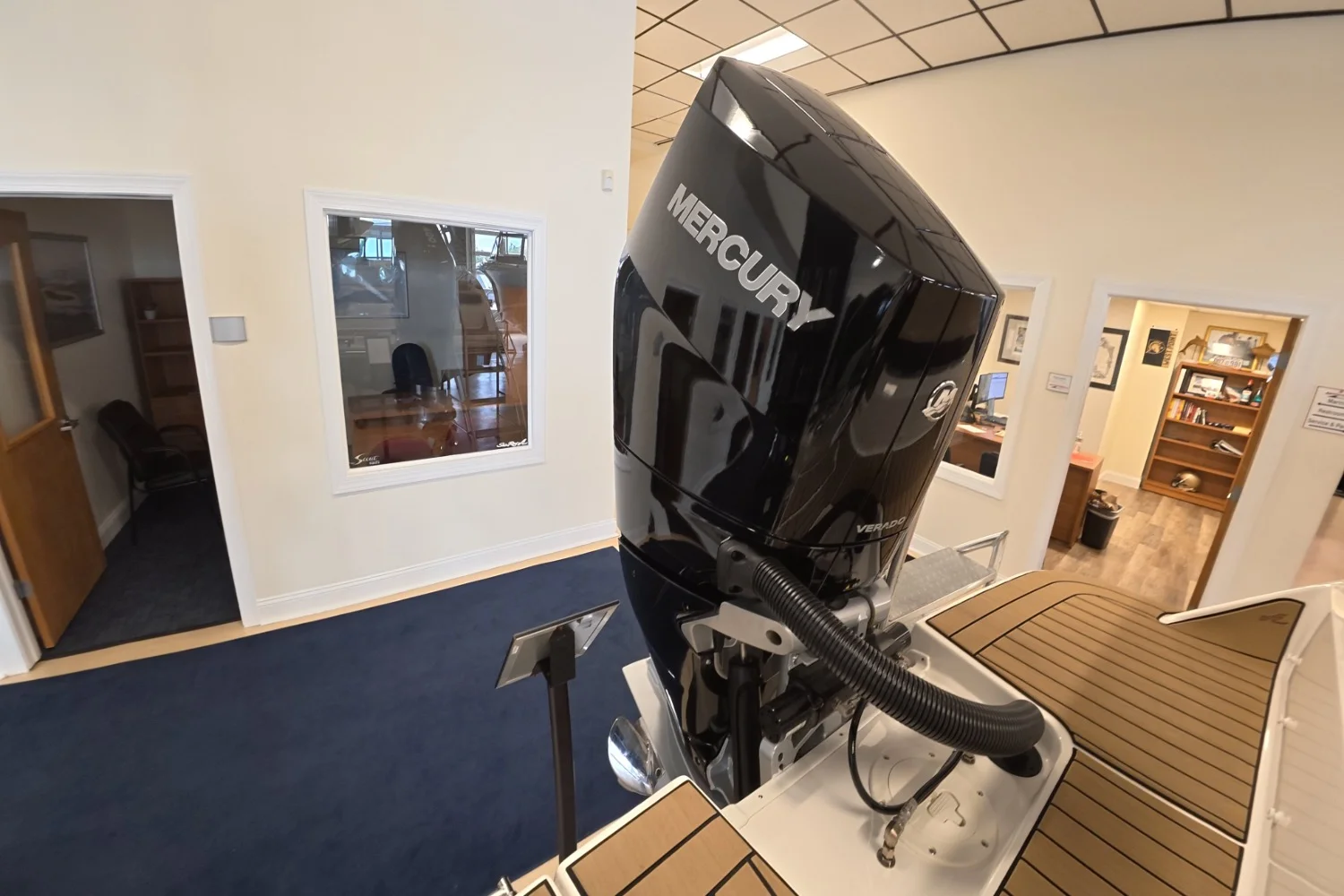 2026 Sea Ray SDX 270 Outboard Image Thumbnail #5