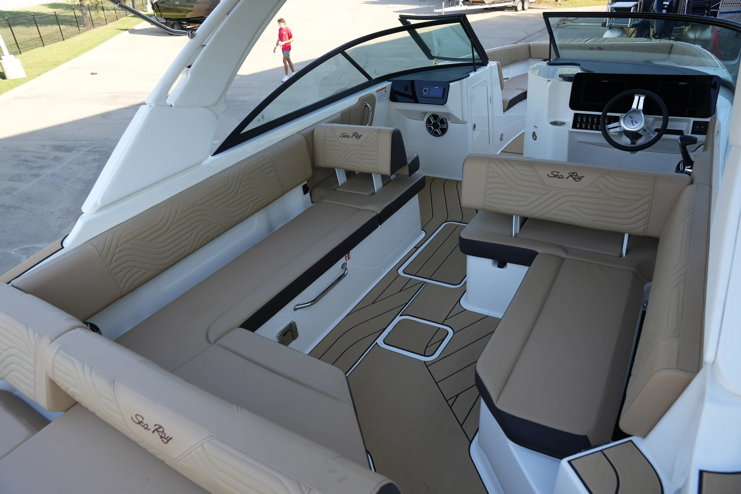 2026 Sea Ray SDX 270 Surf Image Thumbnail #11