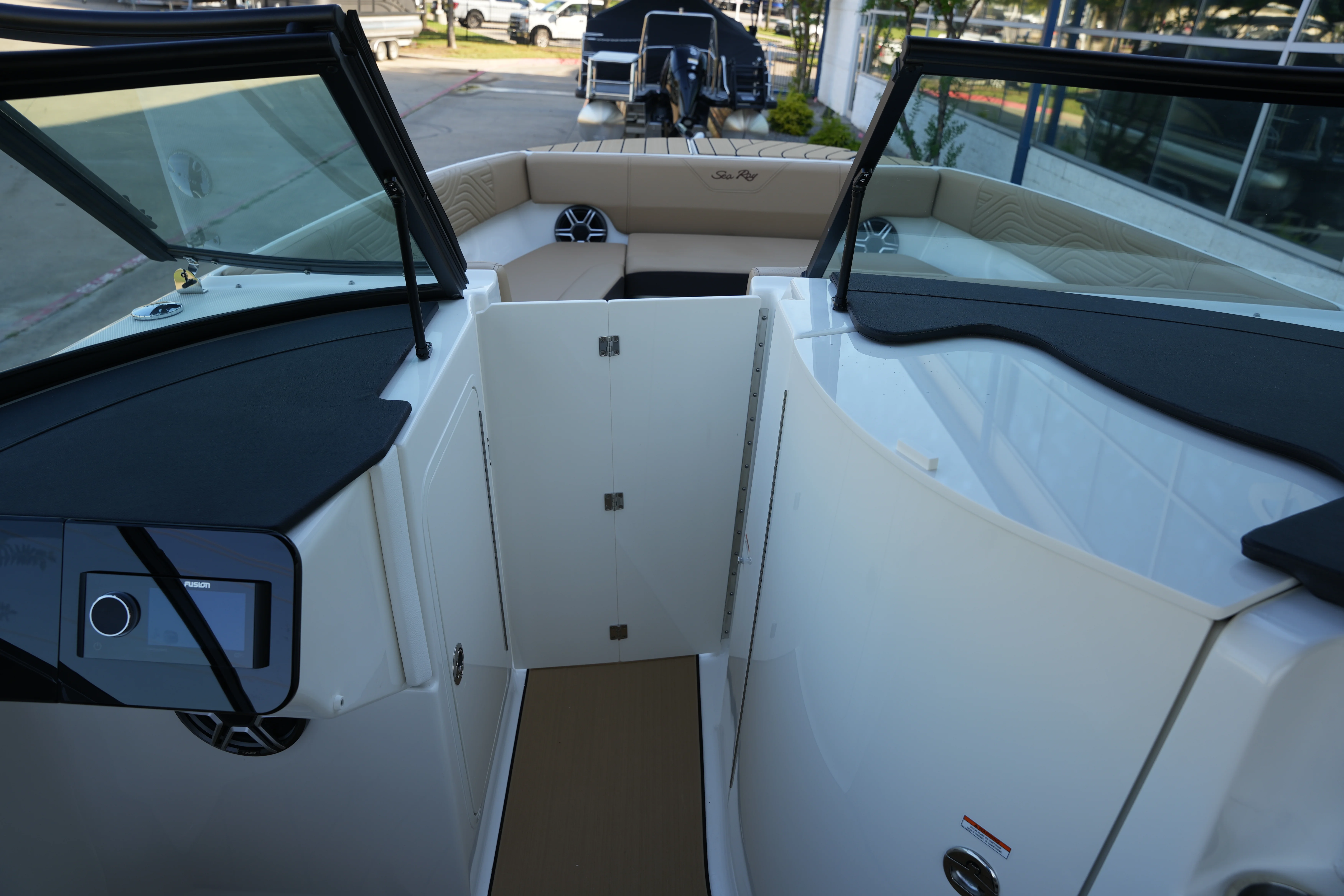 2026 Sea Ray SDX 270 Surf Image Thumbnail #27