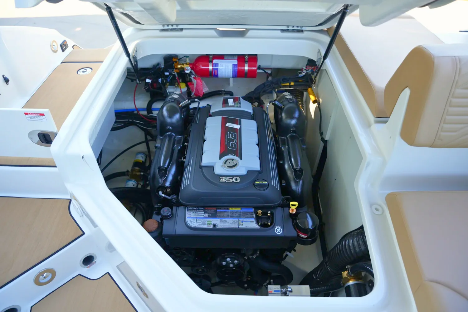 2026 Sea Ray SDX 270 Surf Image Thumbnail #34