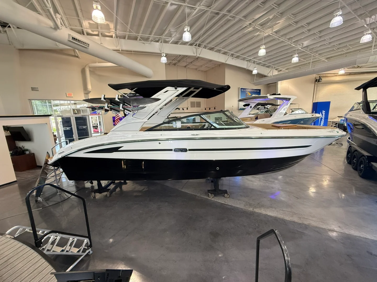 2026 Sea Ray SDX 270 Surf Image Thumbnail #0