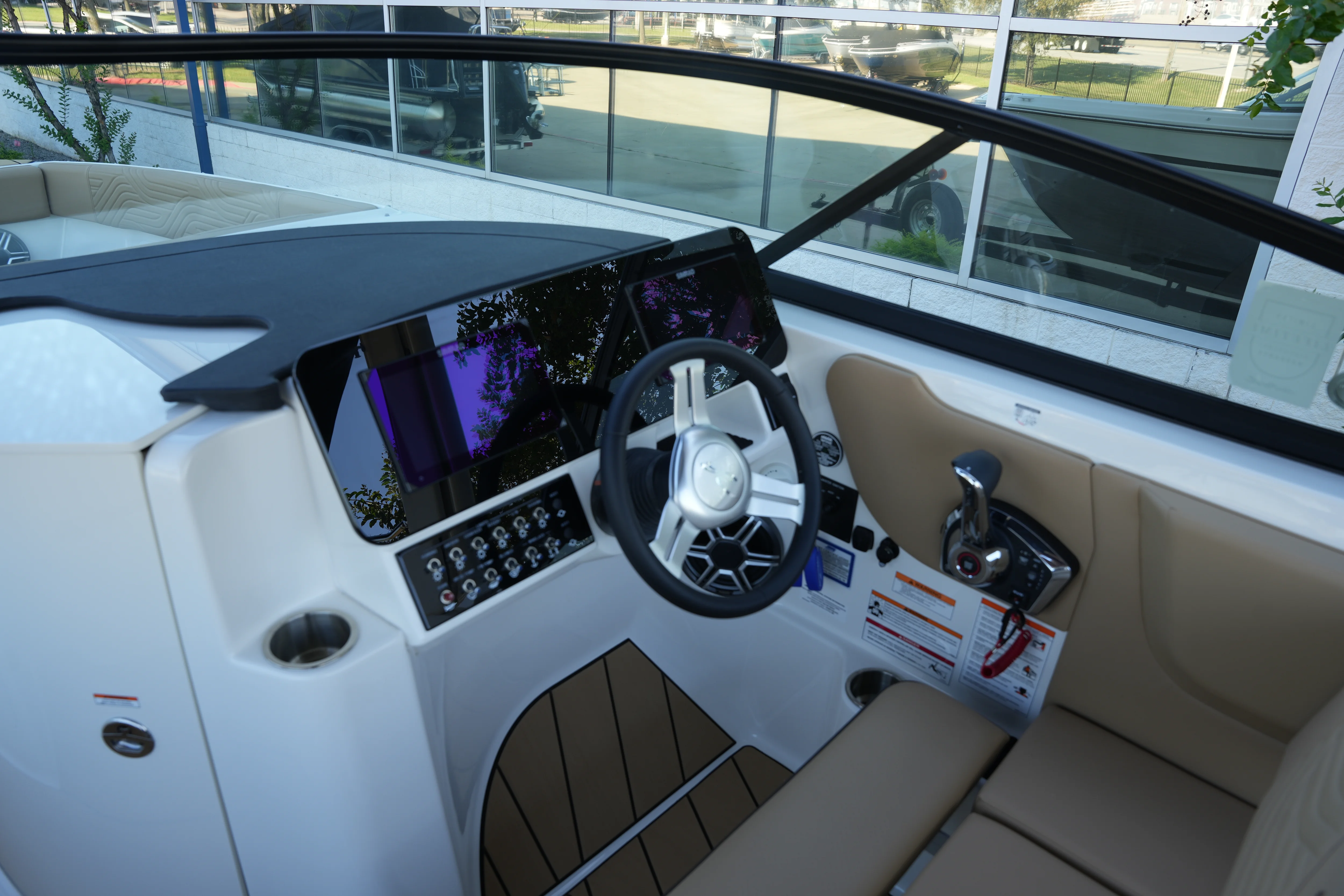 2026 Sea Ray SDX 270 Surf Image Thumbnail #18