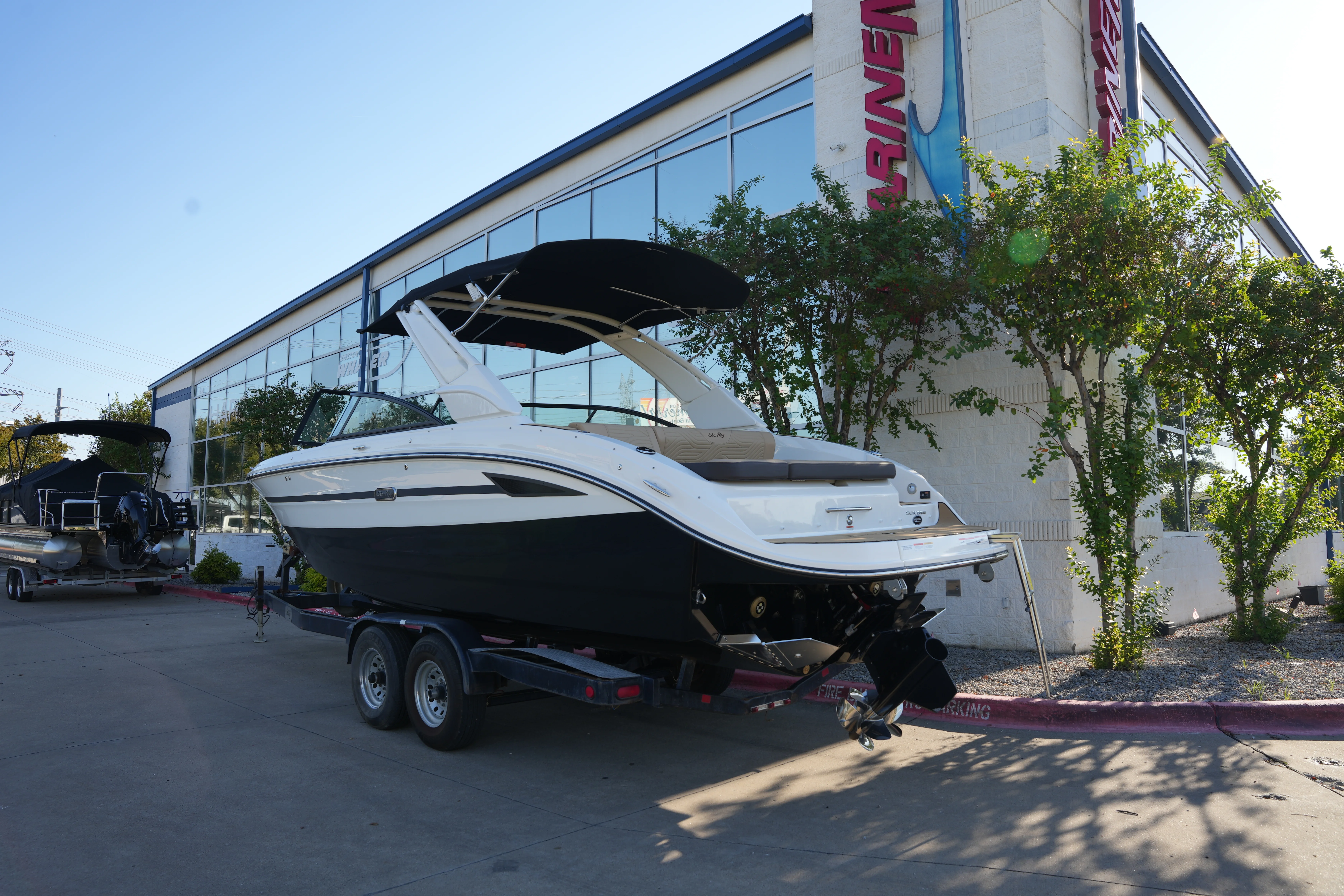 2026 Sea Ray SDX 270 Surf Image Thumbnail #2