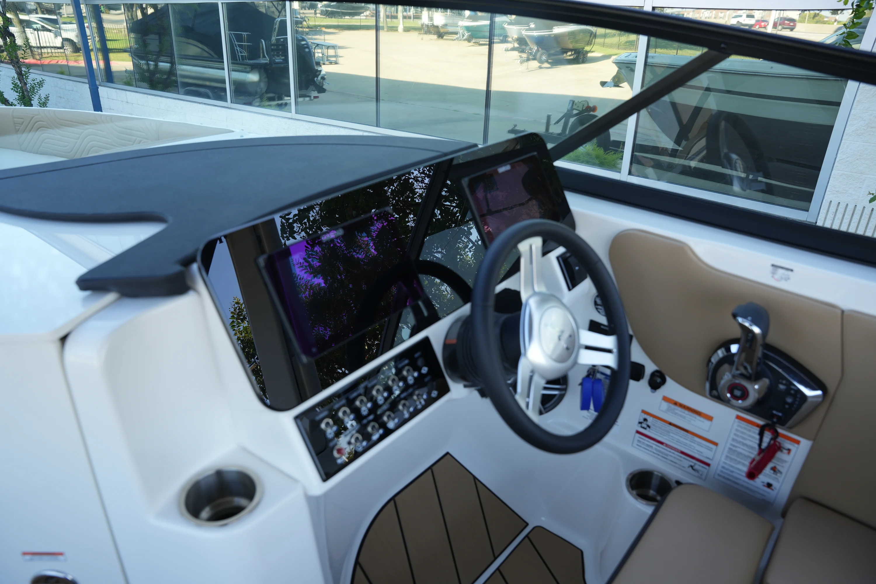 2026 Sea Ray SDX 270 Surf Image Thumbnail #19