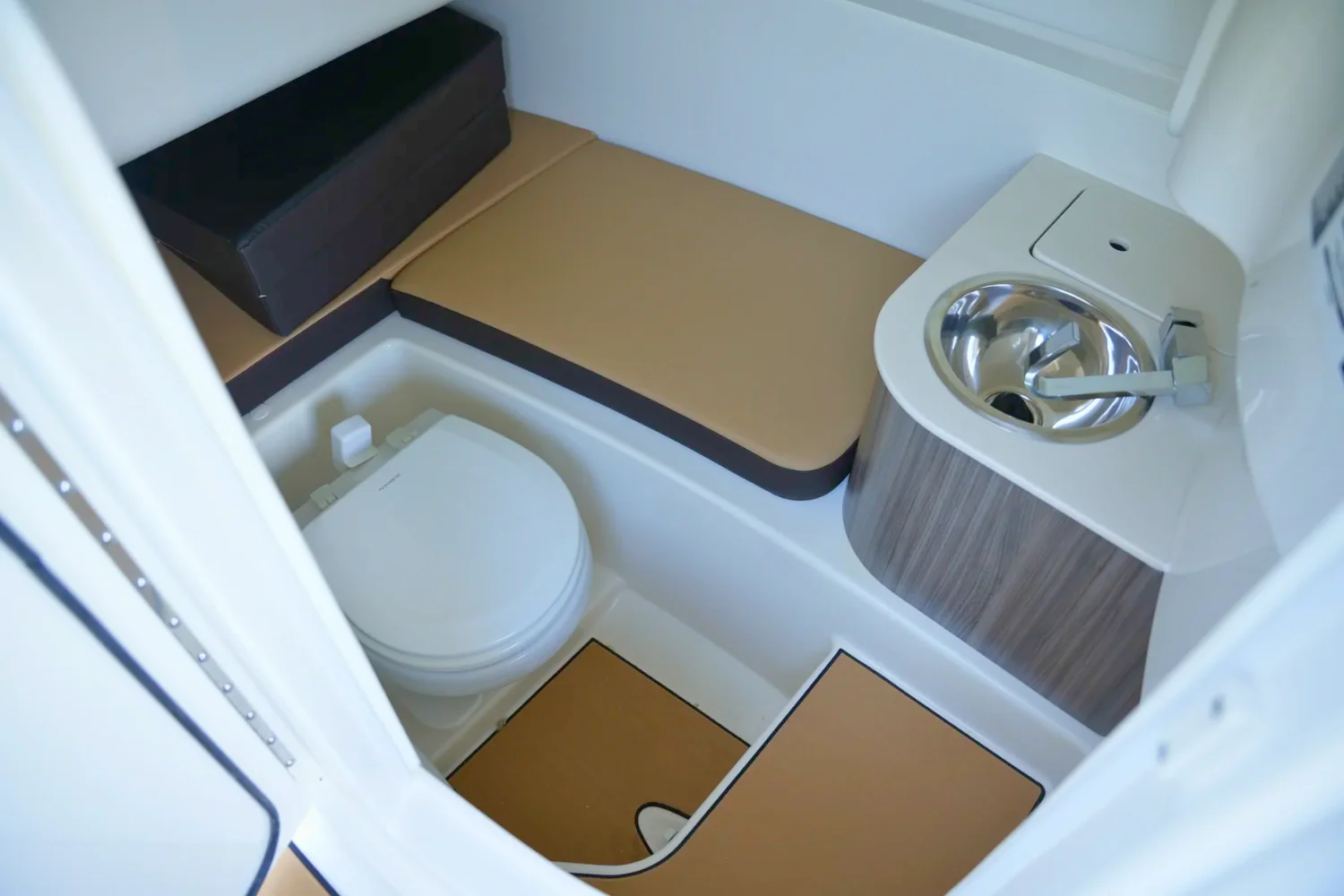 2026 Sea Ray SDX 270 Surf Image Thumbnail #25