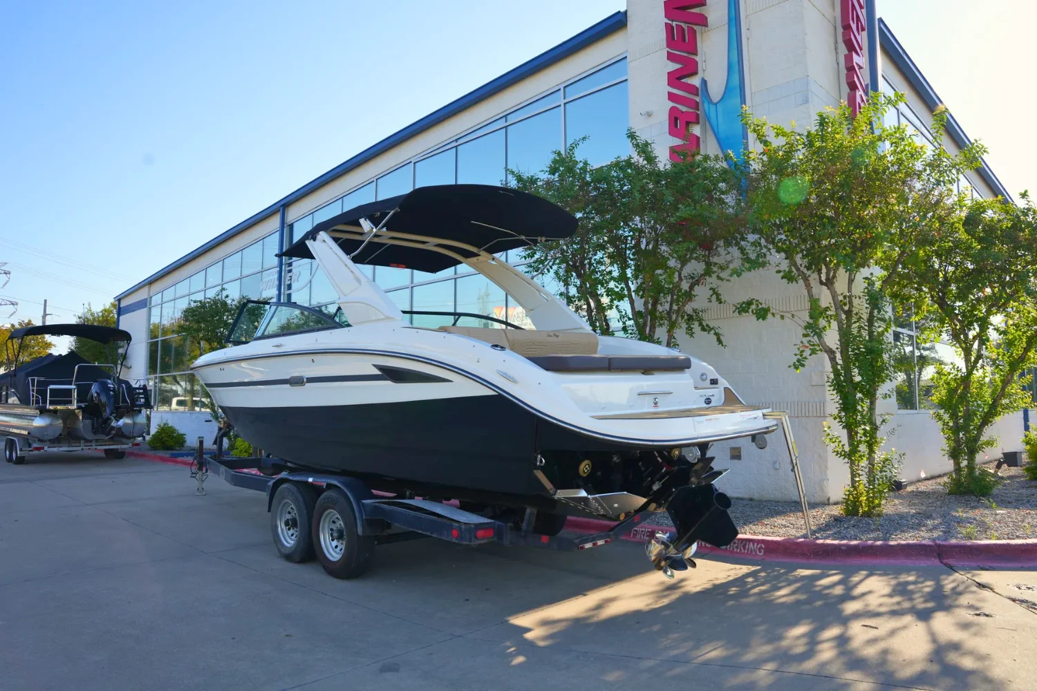 2026 Sea Ray SDX 270 Surf Image Thumbnail #2