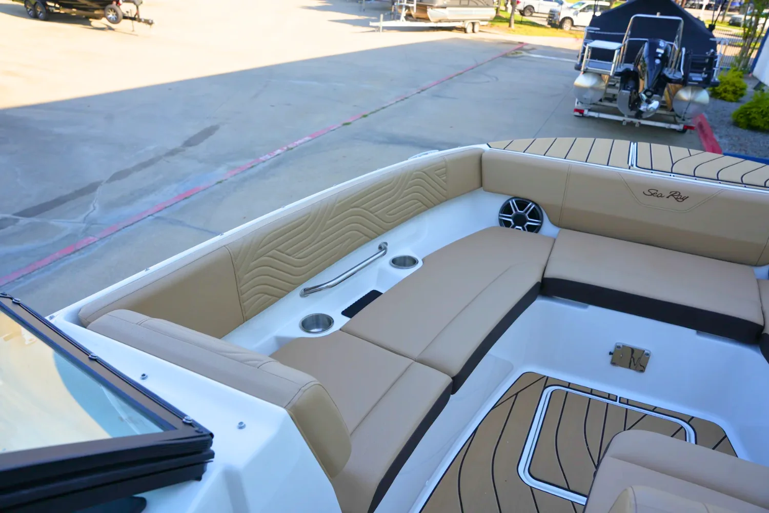 2026 Sea Ray SDX 270 Surf Image Thumbnail #29