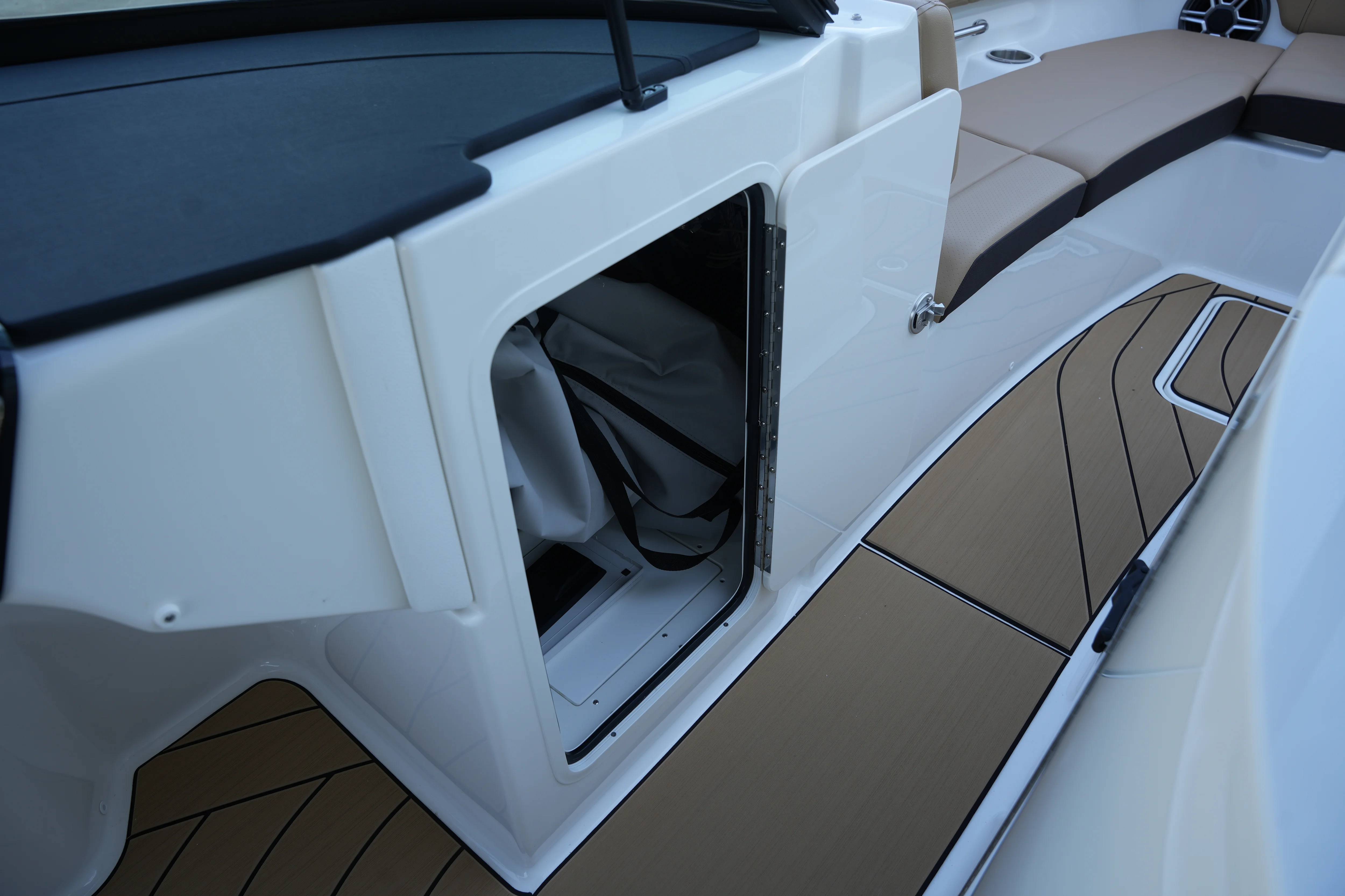 2026 Sea Ray SDX 270 Surf Image Thumbnail #22