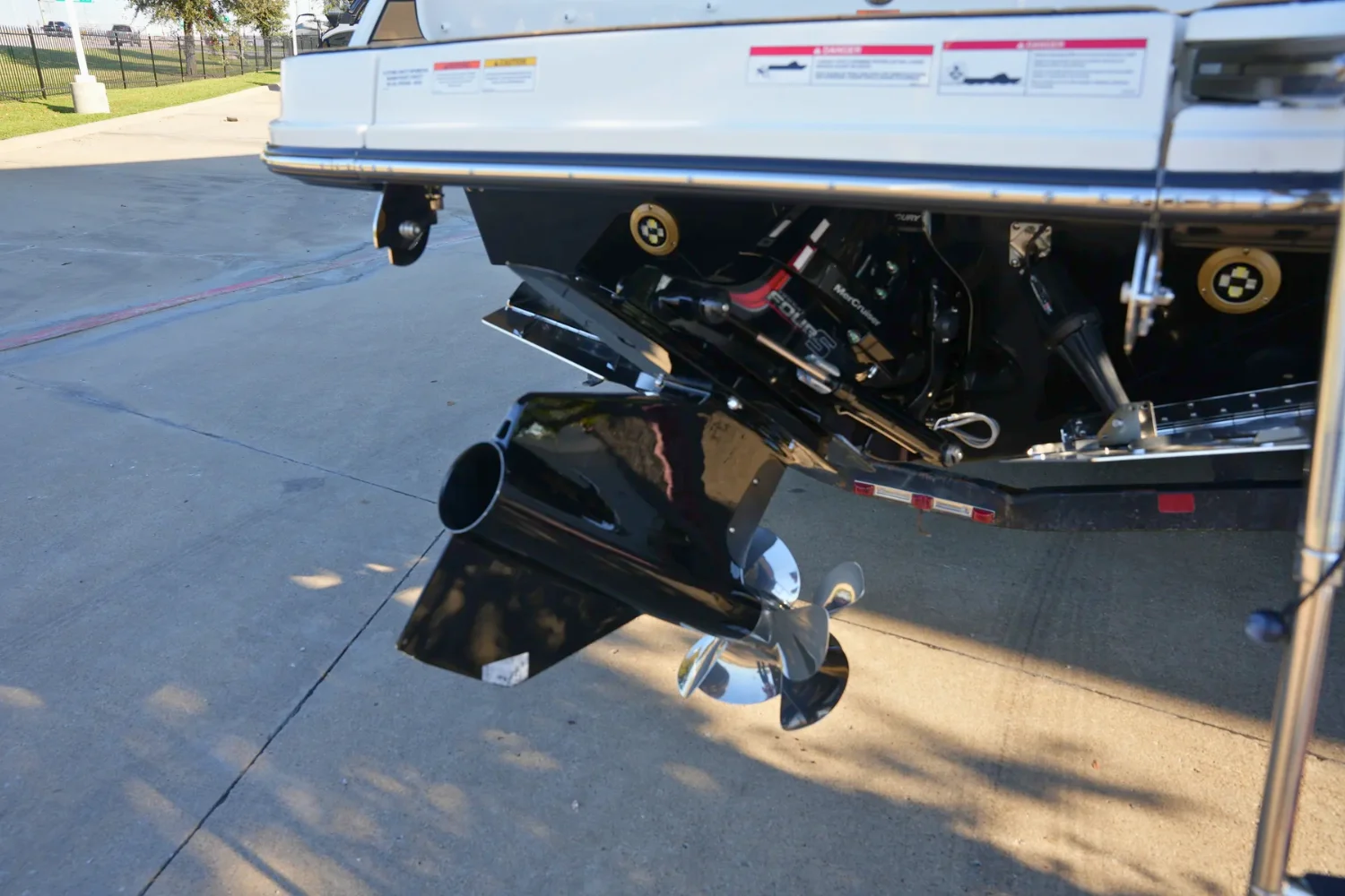 2026 Sea Ray SDX 270 Surf Image Thumbnail #4