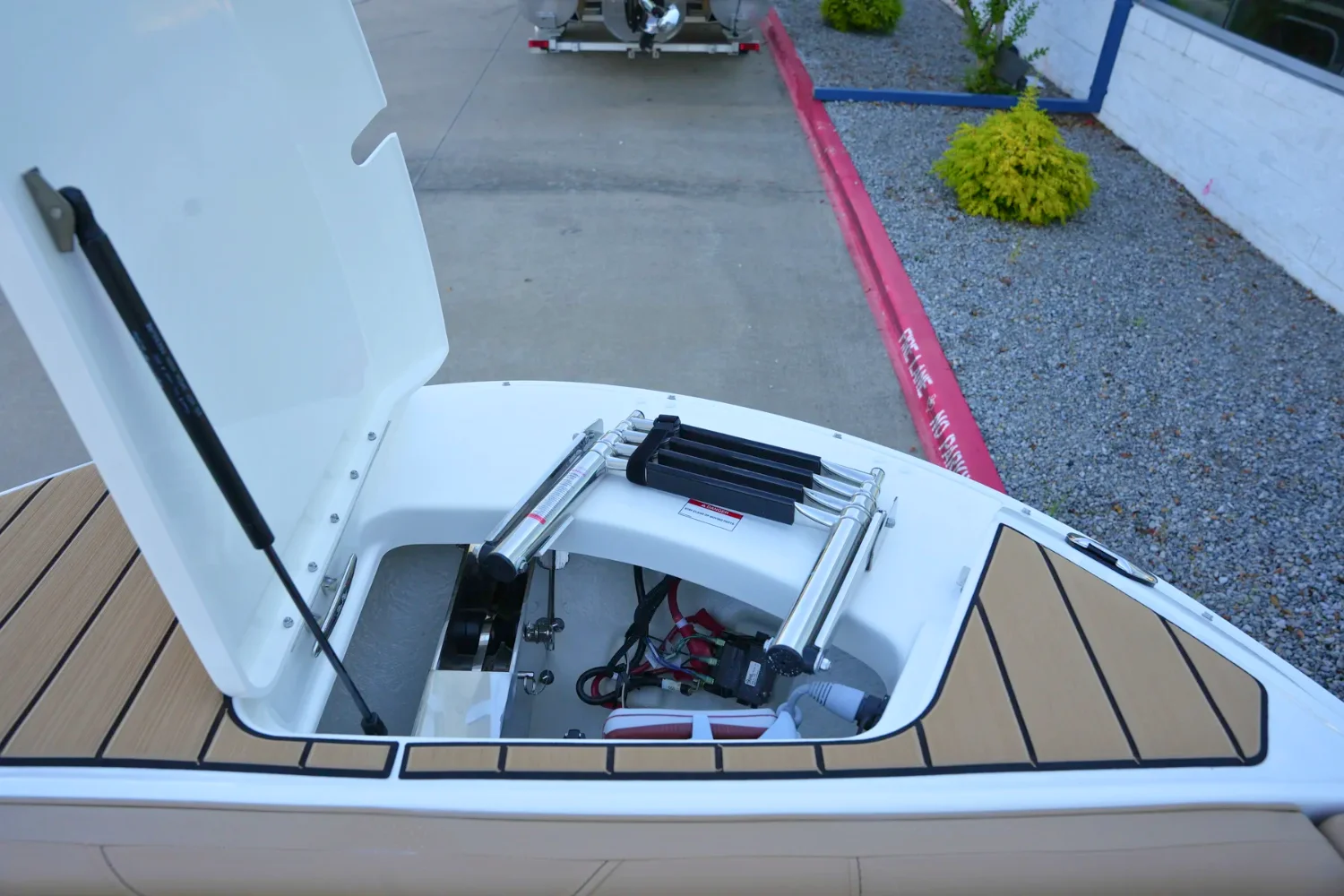 2026 Sea Ray SDX 270 Surf Image Thumbnail #32