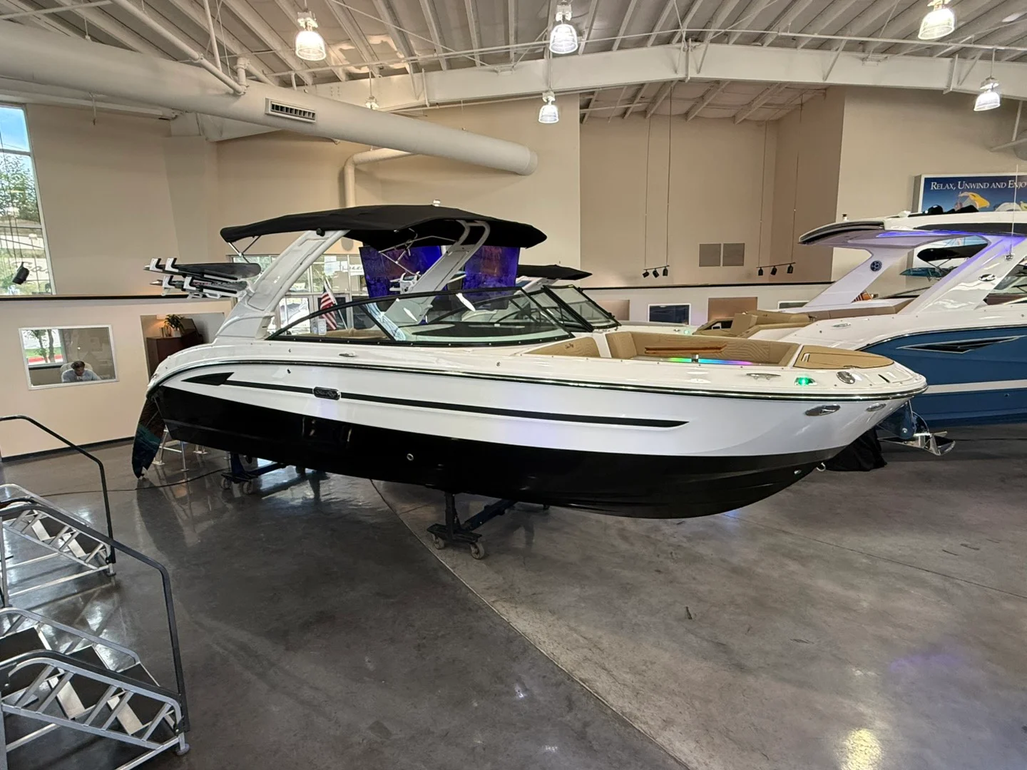 2026 Sea Ray SDX 270 Surf Image Thumbnail #1