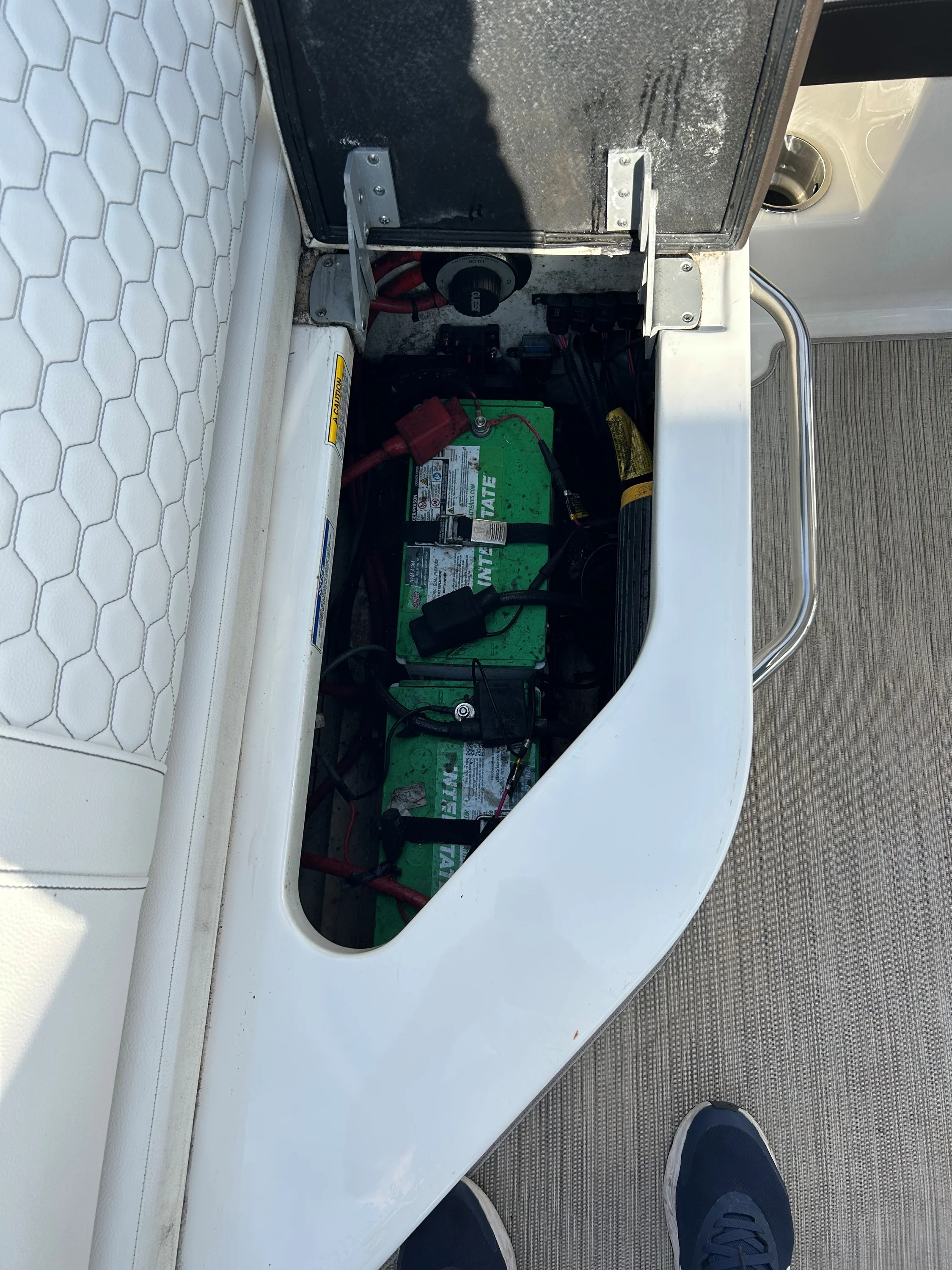 2020 Sea Ray 270 SDX-OB Image Thumbnail #3