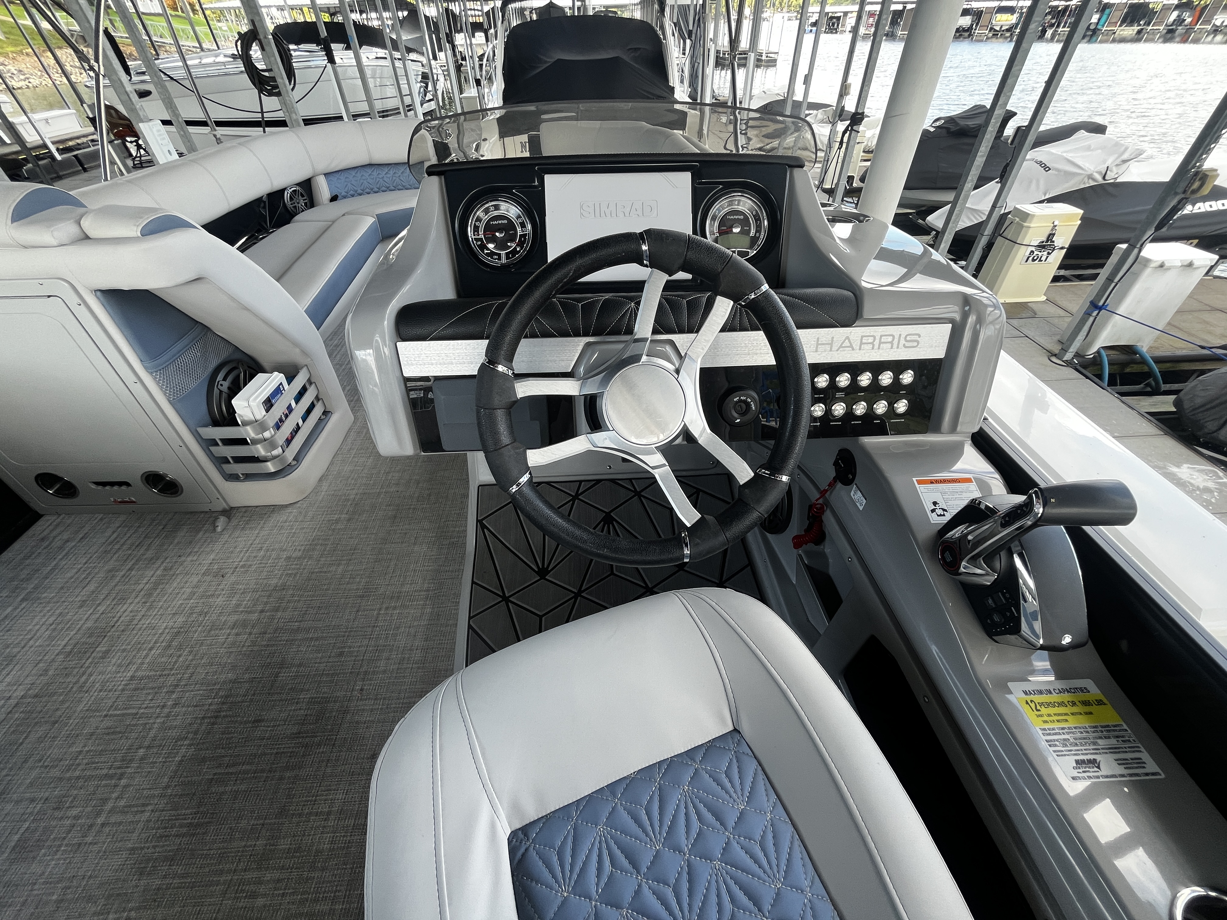 2023 Harris 250 GM Image Thumbnail #18