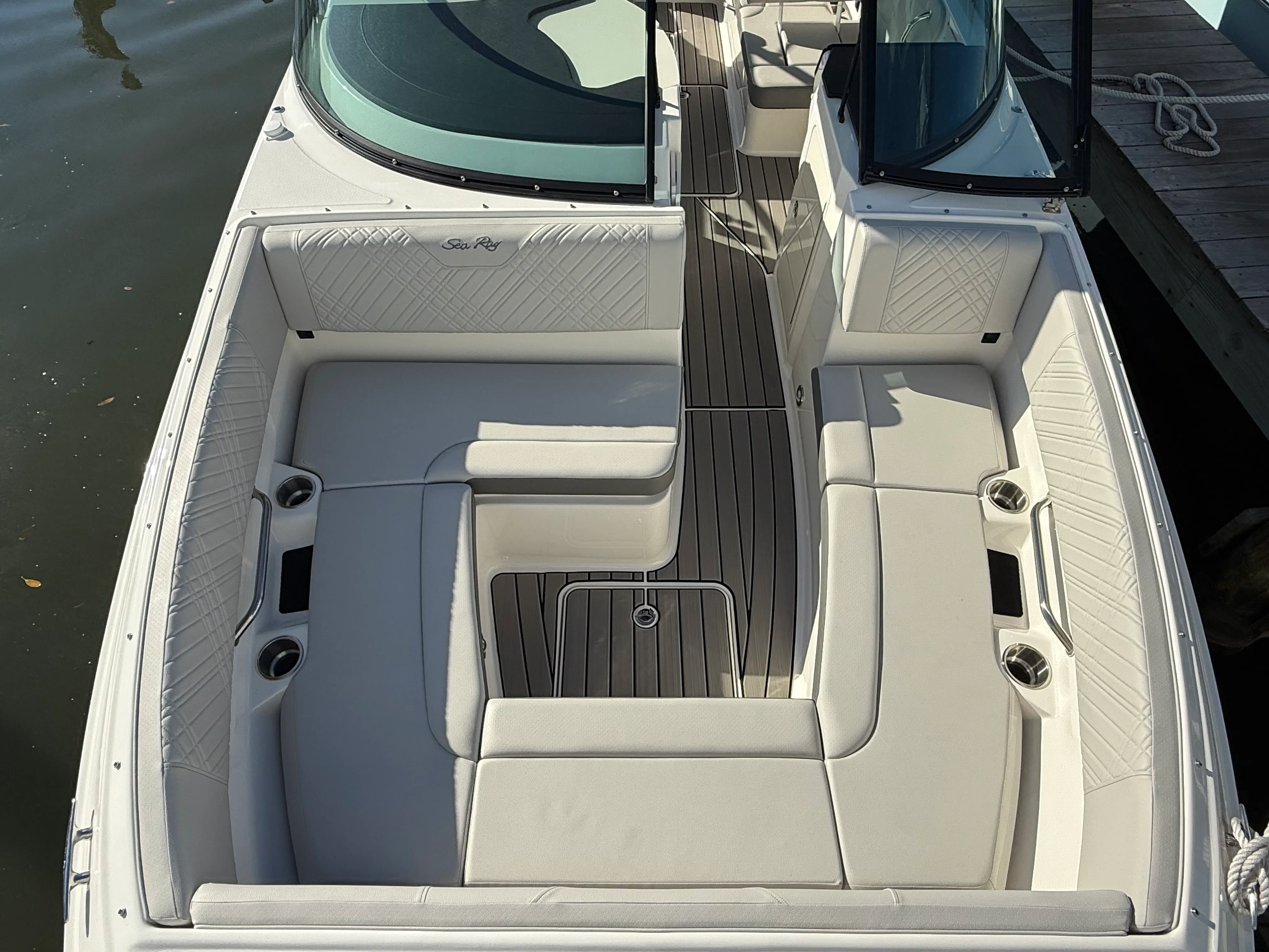 2025 Sea Ray SDX 270 Outboard Image Thumbnail #45