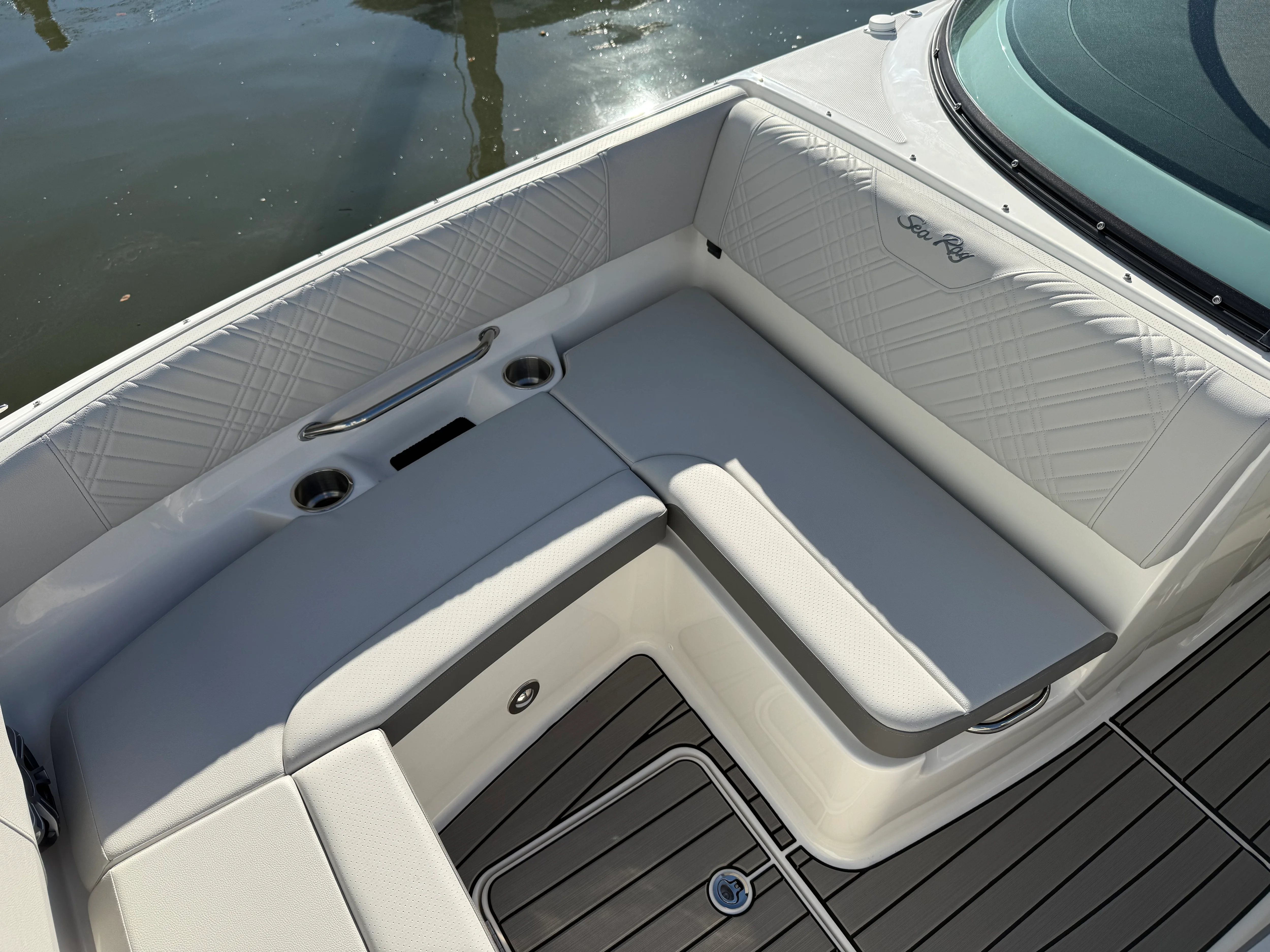 2025 Sea Ray SDX 270 Outboard Image Thumbnail #41