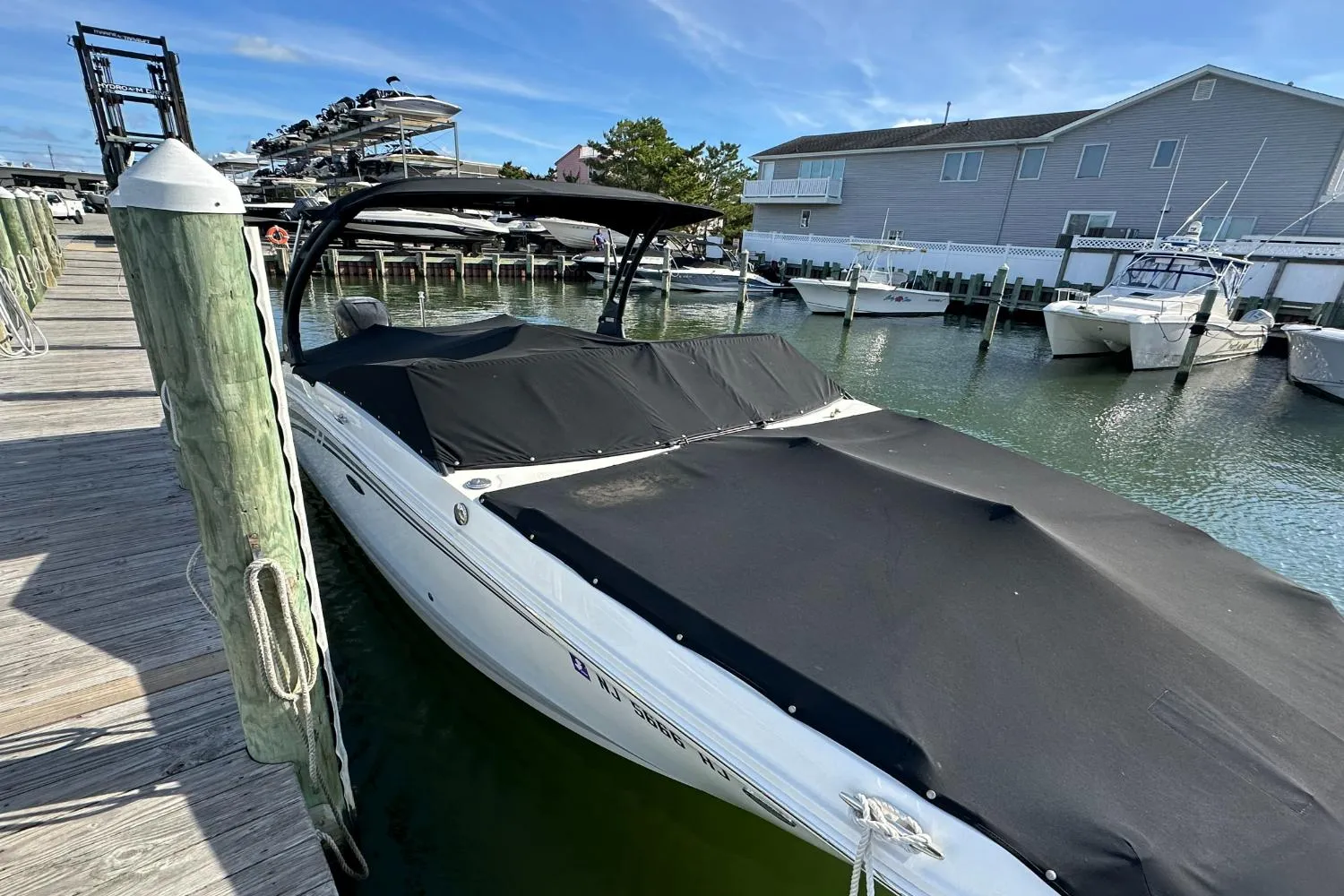 2016 Sea Ray 270 Sundeck Outboard Image Thumbnail #30