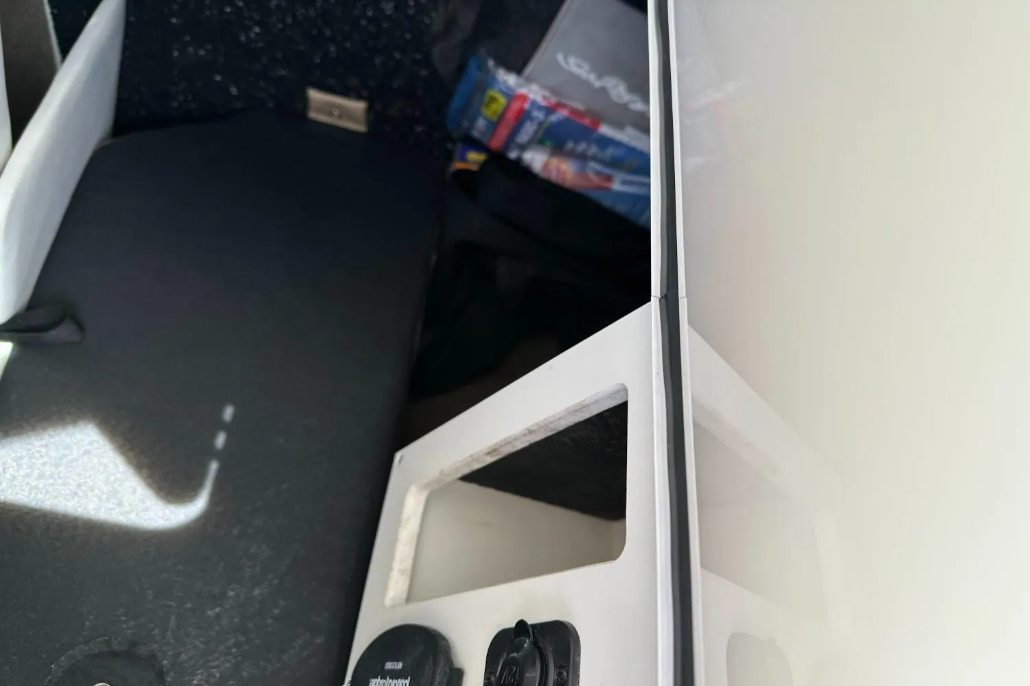 2016 Sea Ray 270 Sundeck Outboard Image Thumbnail #60