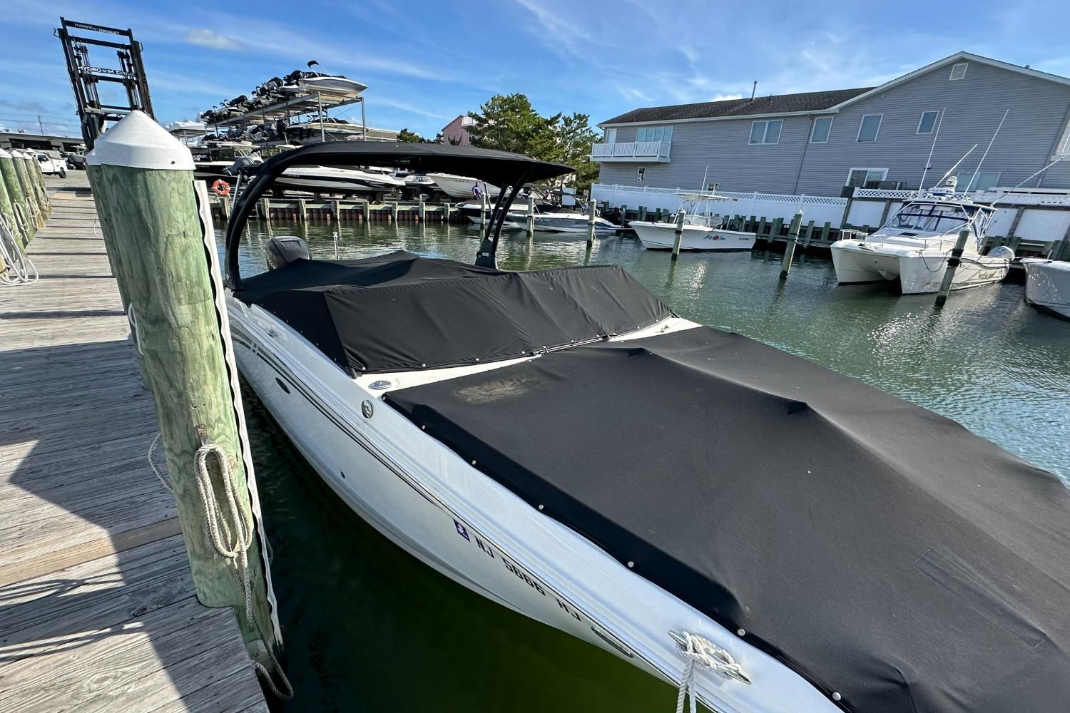 2016 Sea Ray 270 Sundeck Outboard Image Thumbnail #30