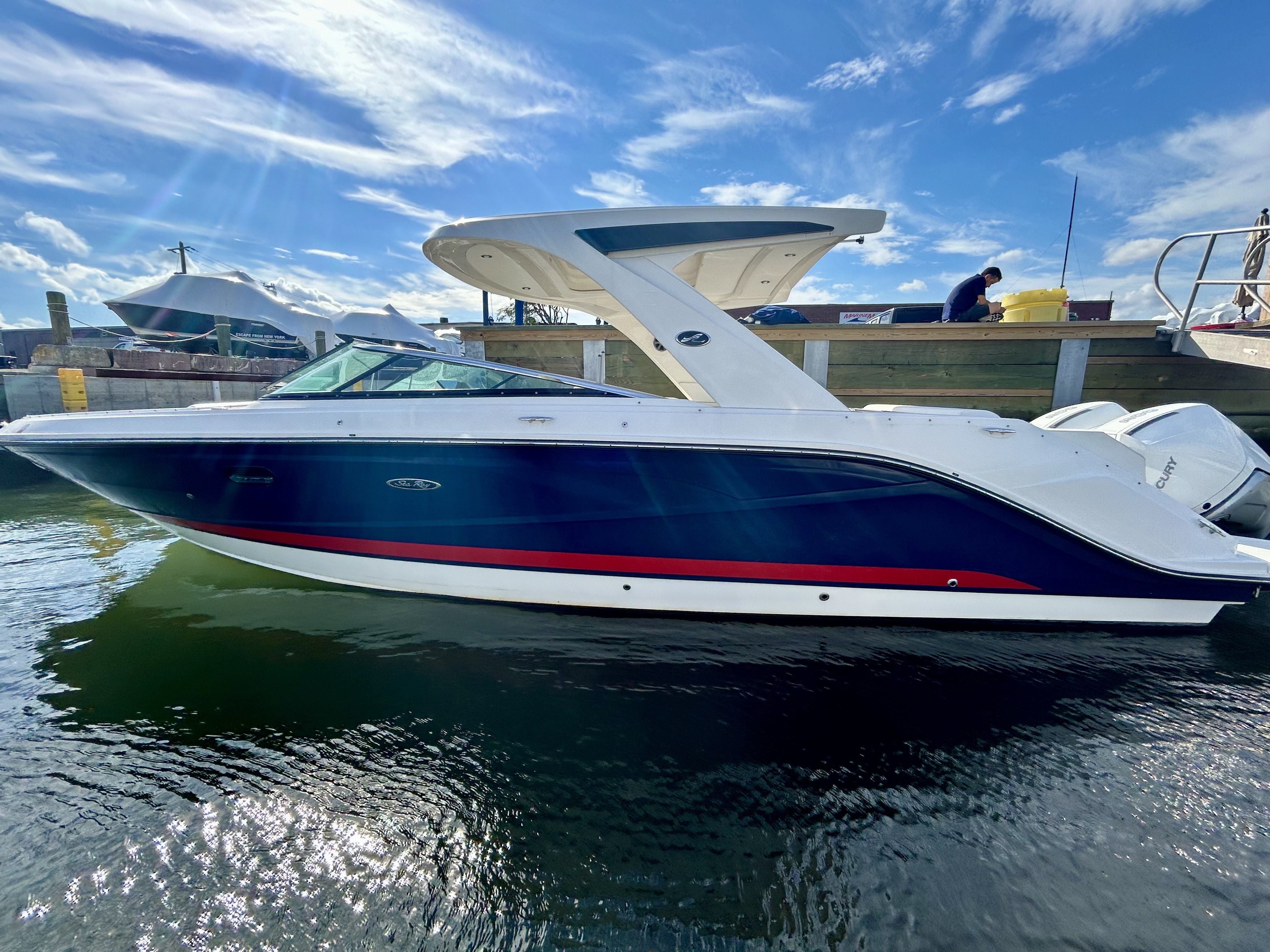 2020 Sea Ray SLX 310 OB Image Thumbnail #1