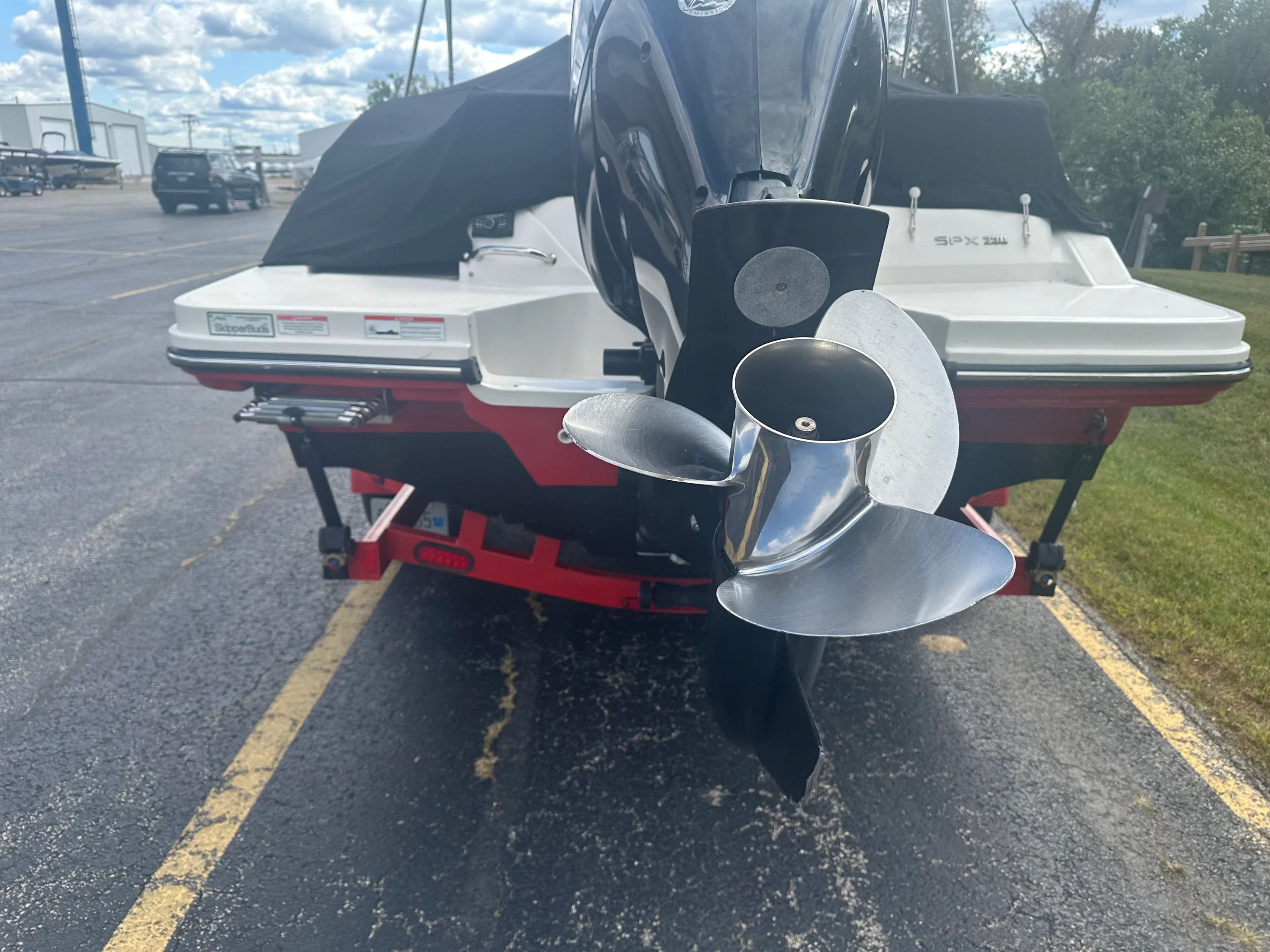 2018 Sea Ray SPXO 230 Image Thumbnail #3