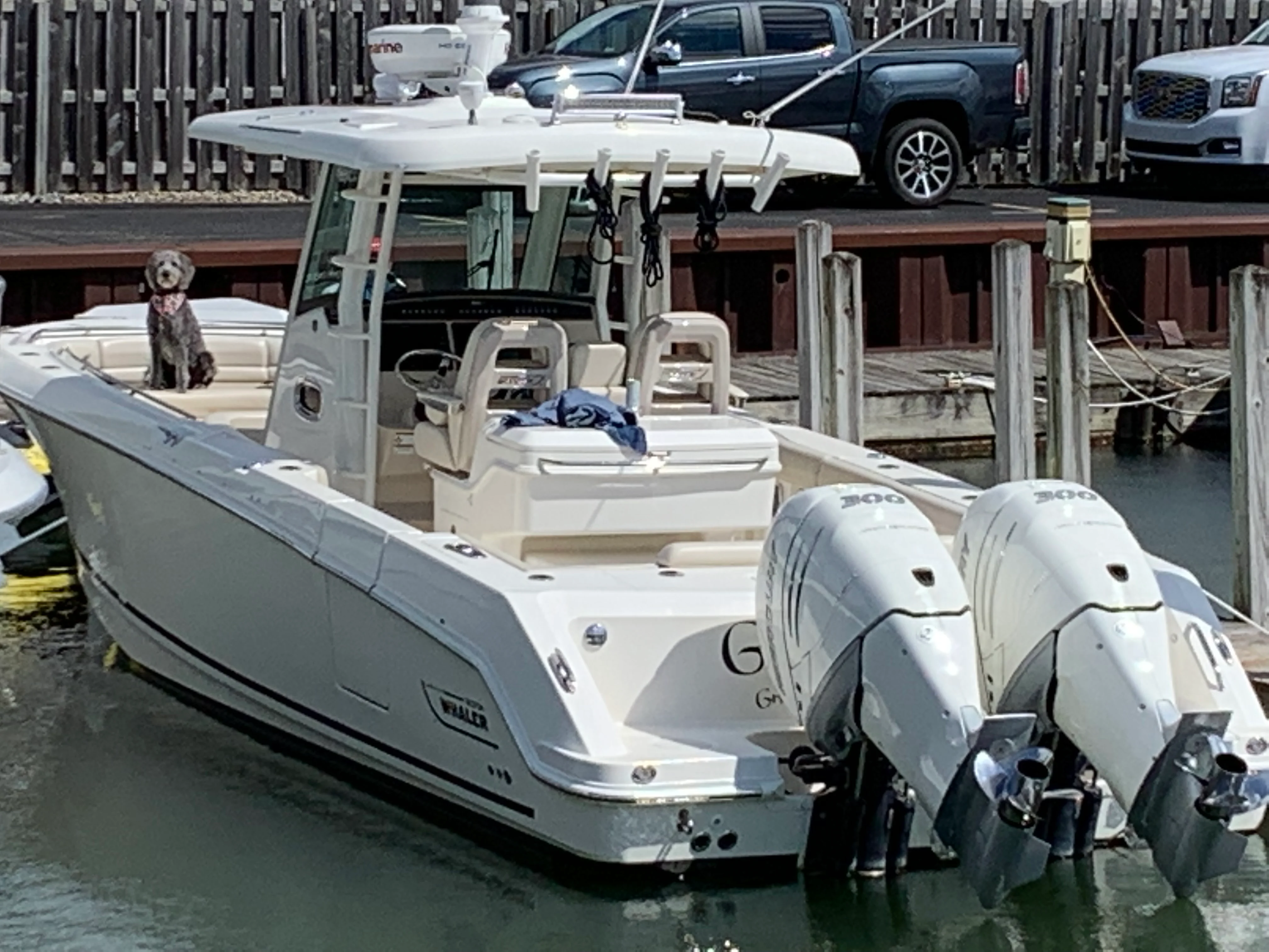 2018 Boston Whaler OUTRAGE 33 Image Thumbnail #4