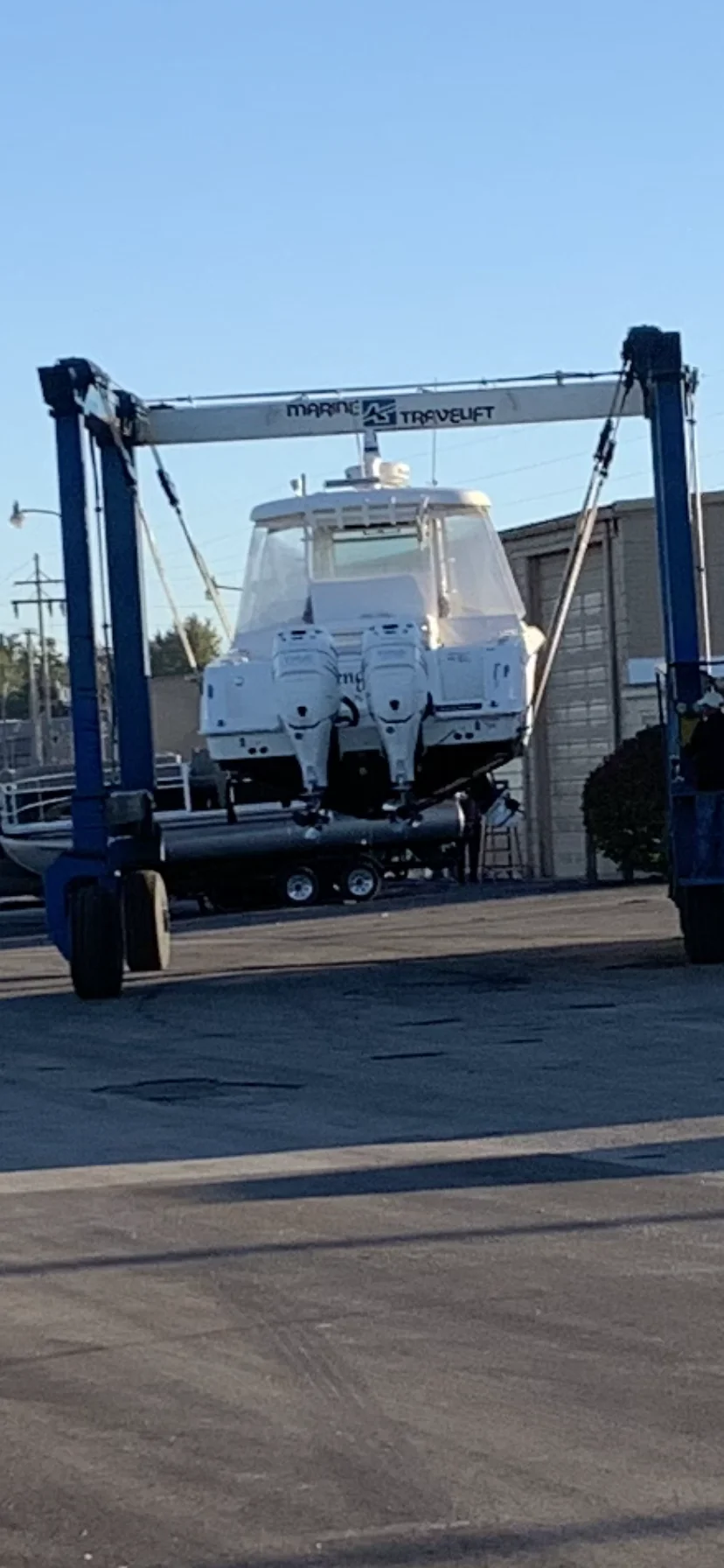 2018 Boston Whaler OUTRAGE 33 Image Thumbnail #6