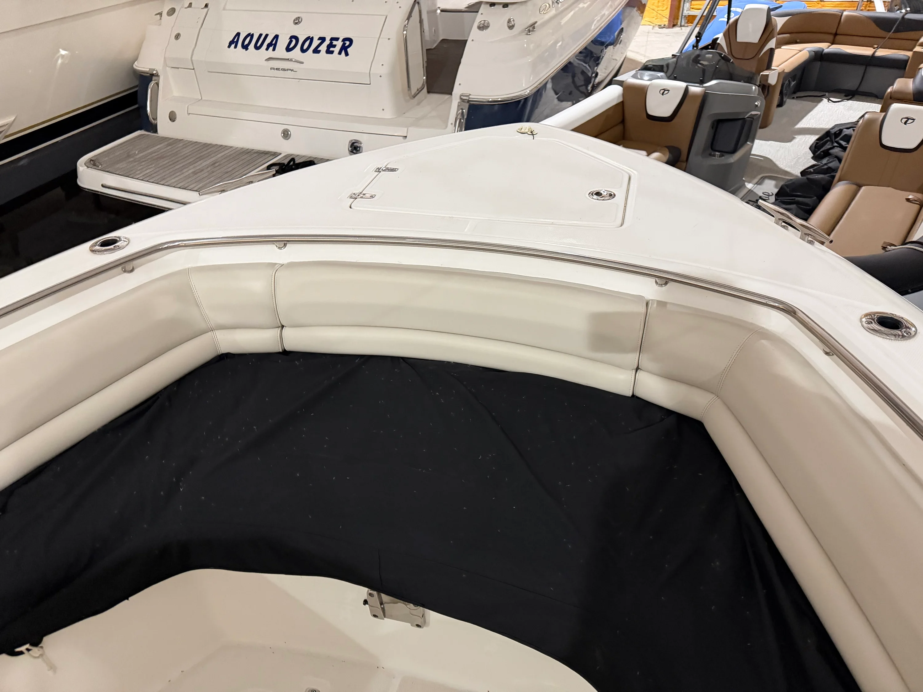 2018 Boston Whaler OUTRAGE 33 Image Thumbnail #29