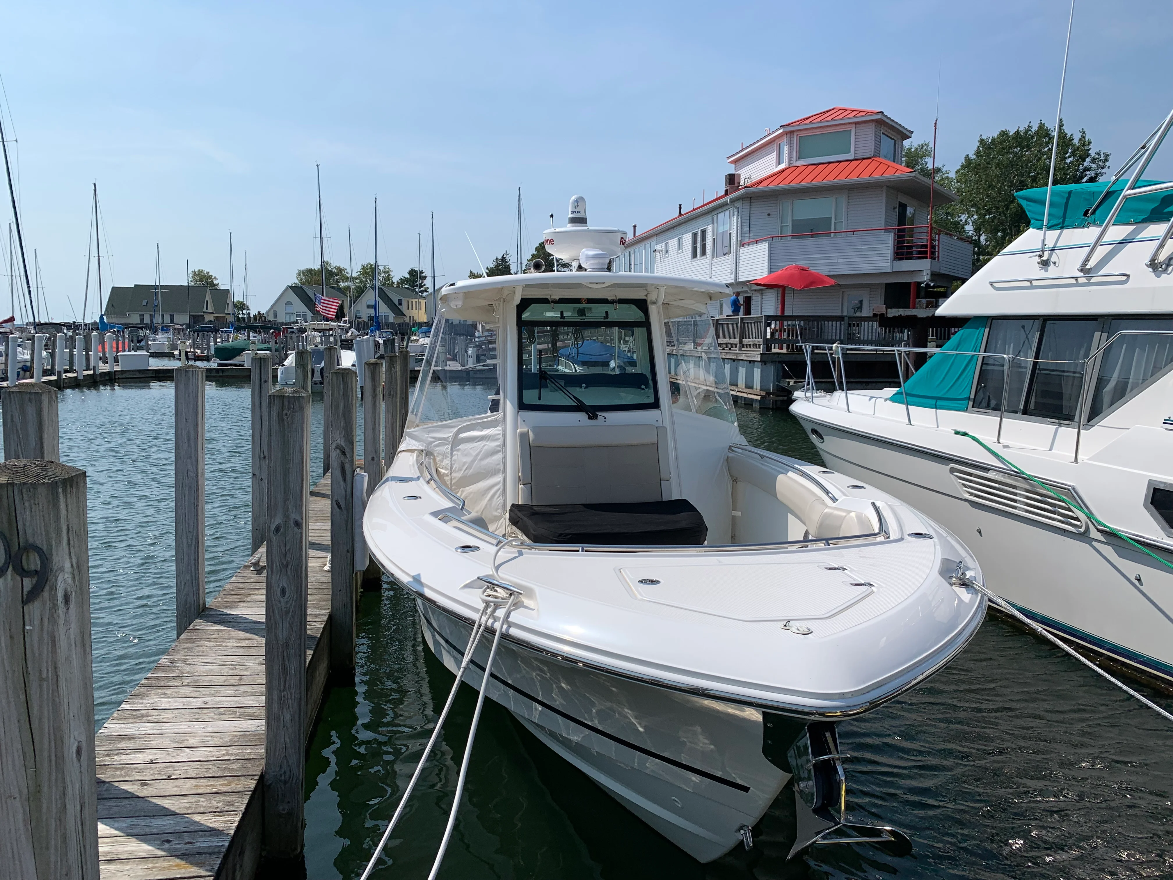 2018 Boston Whaler OUTRAGE 33 Image Thumbnail #2