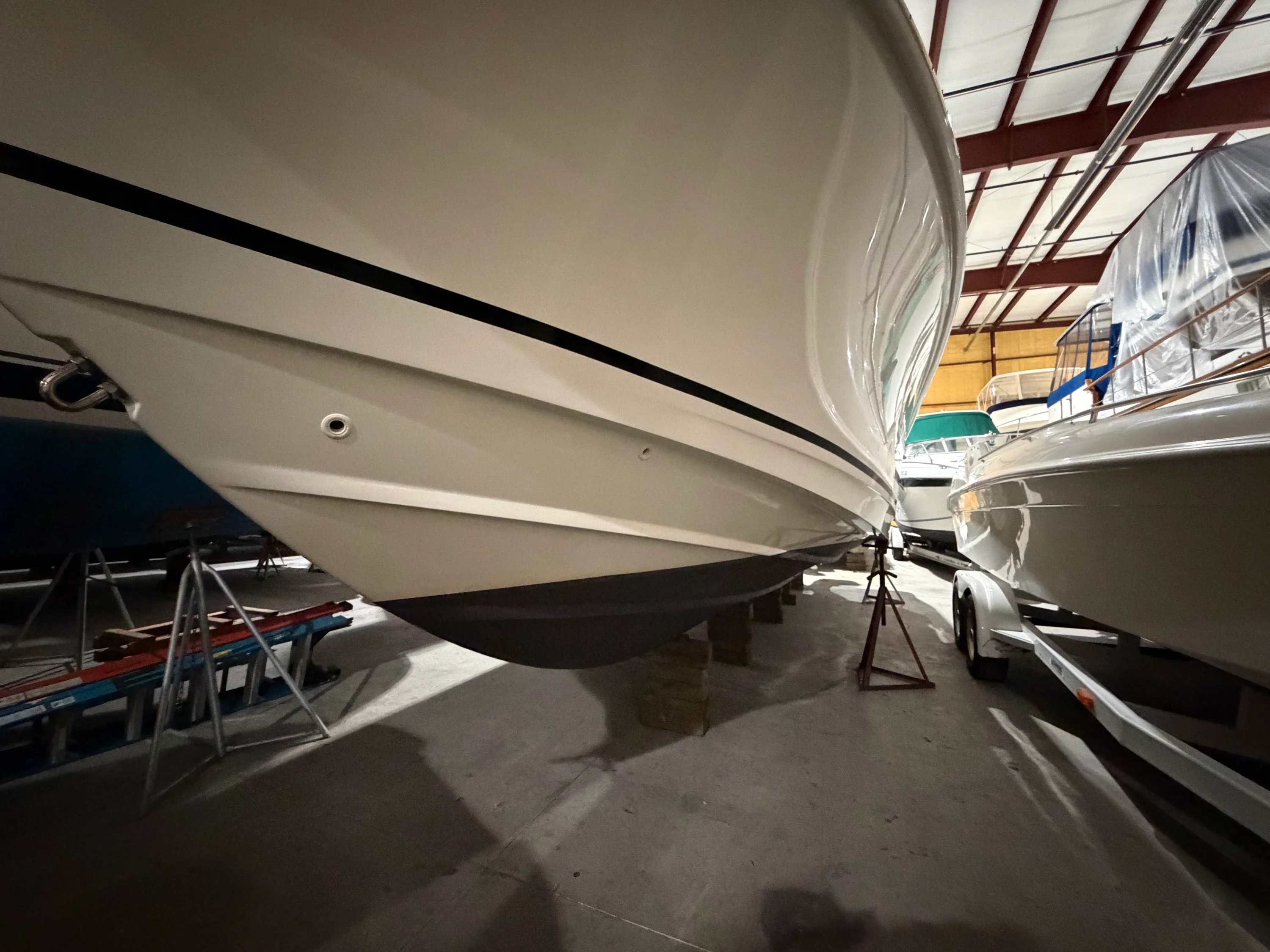 2018 Boston Whaler OUTRAGE 33 Image Thumbnail #15