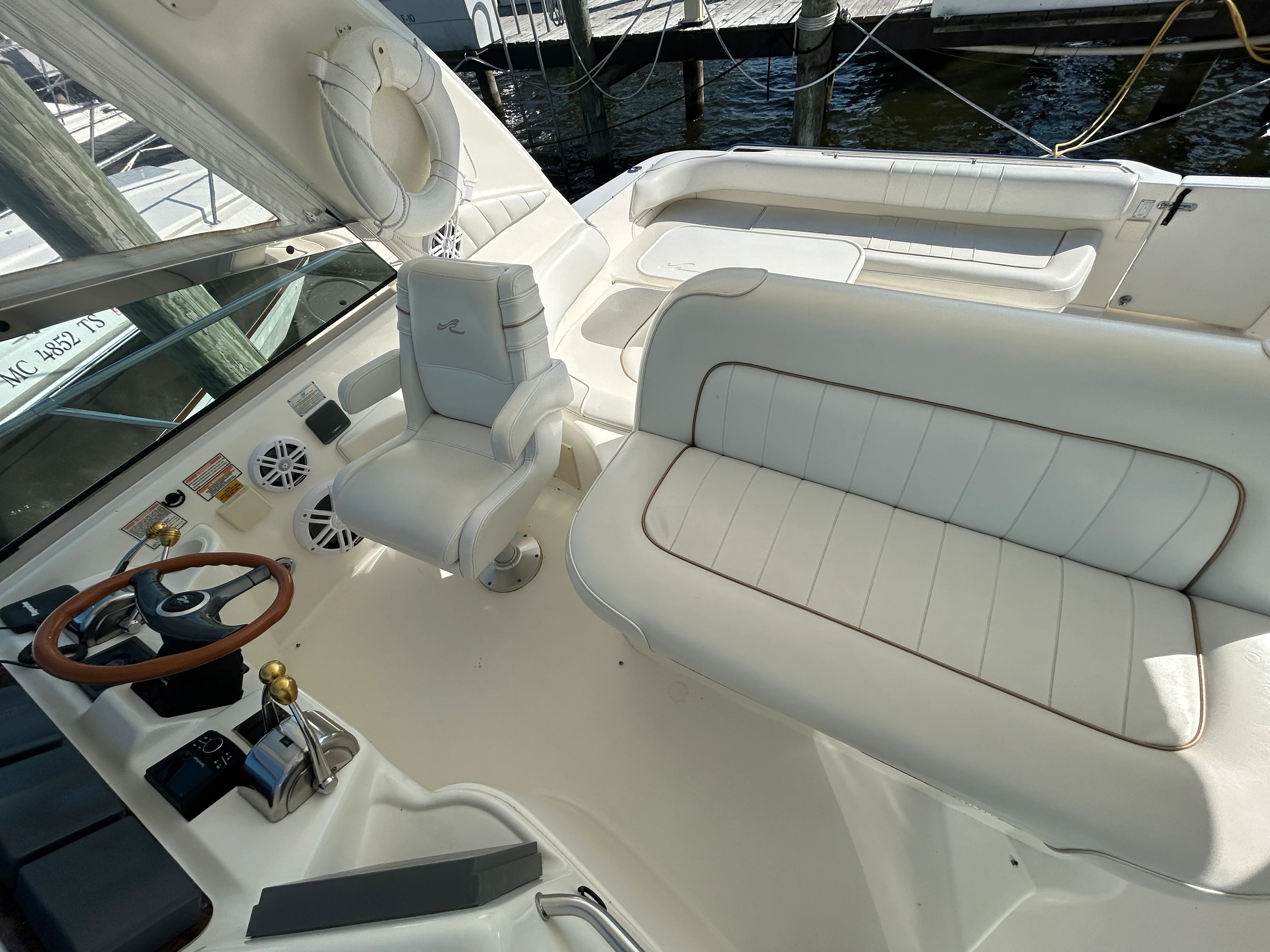 1998 Sea Ray 400 SUNDANCER Image Thumbnail #18