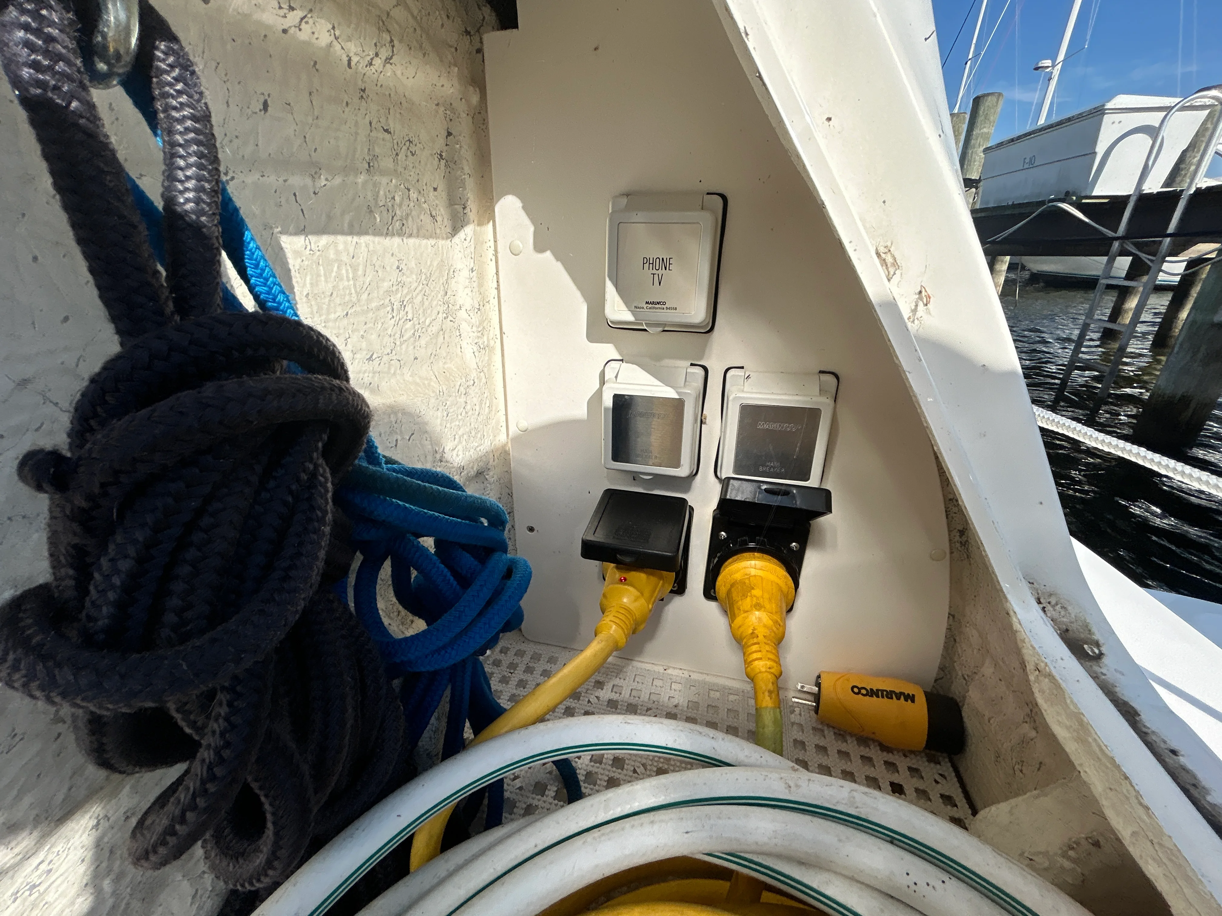 1998 Sea Ray 400 SUNDANCER Image Thumbnail #85