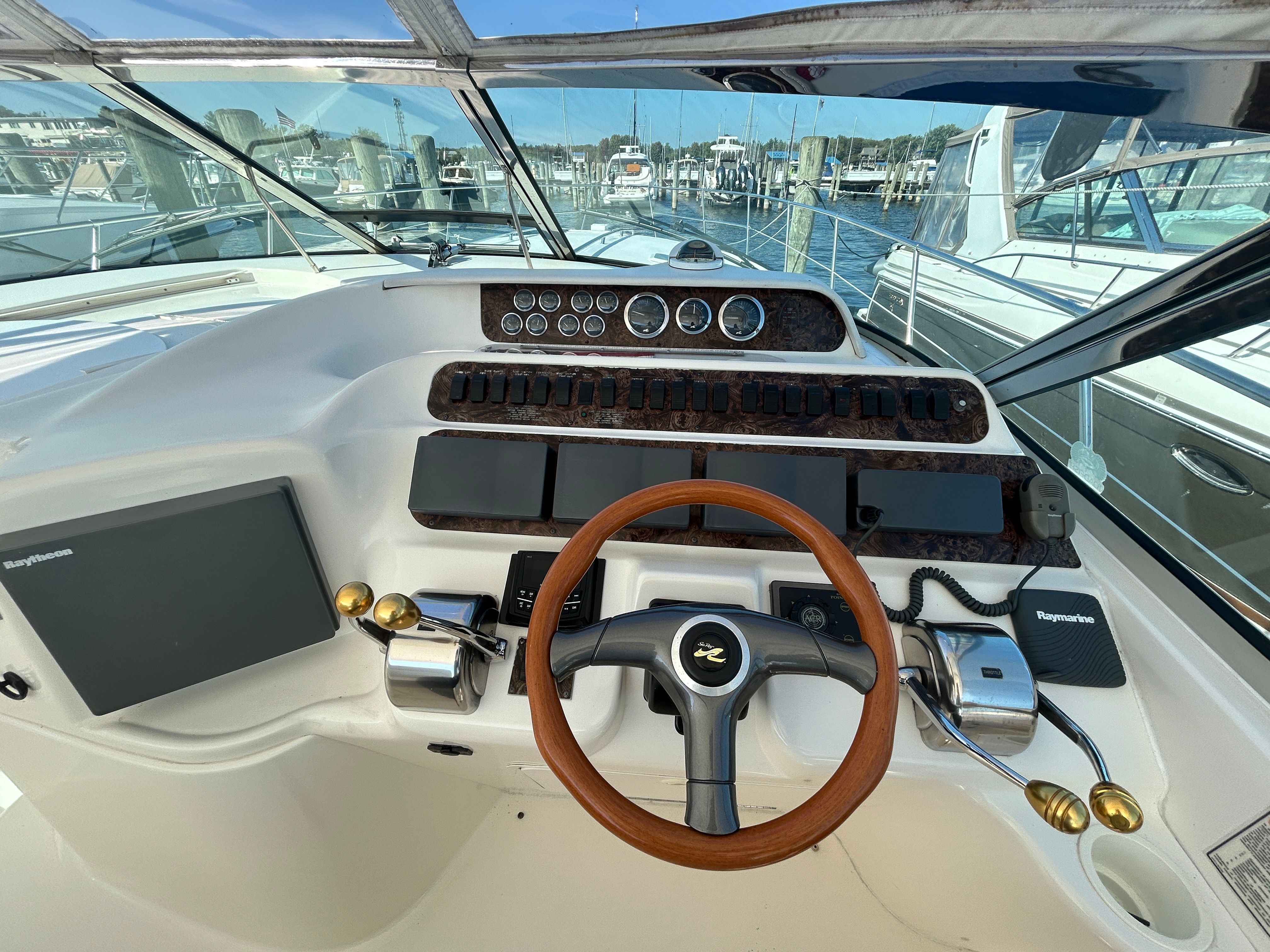 1998 Sea Ray 400 SUNDANCER Image Thumbnail #19