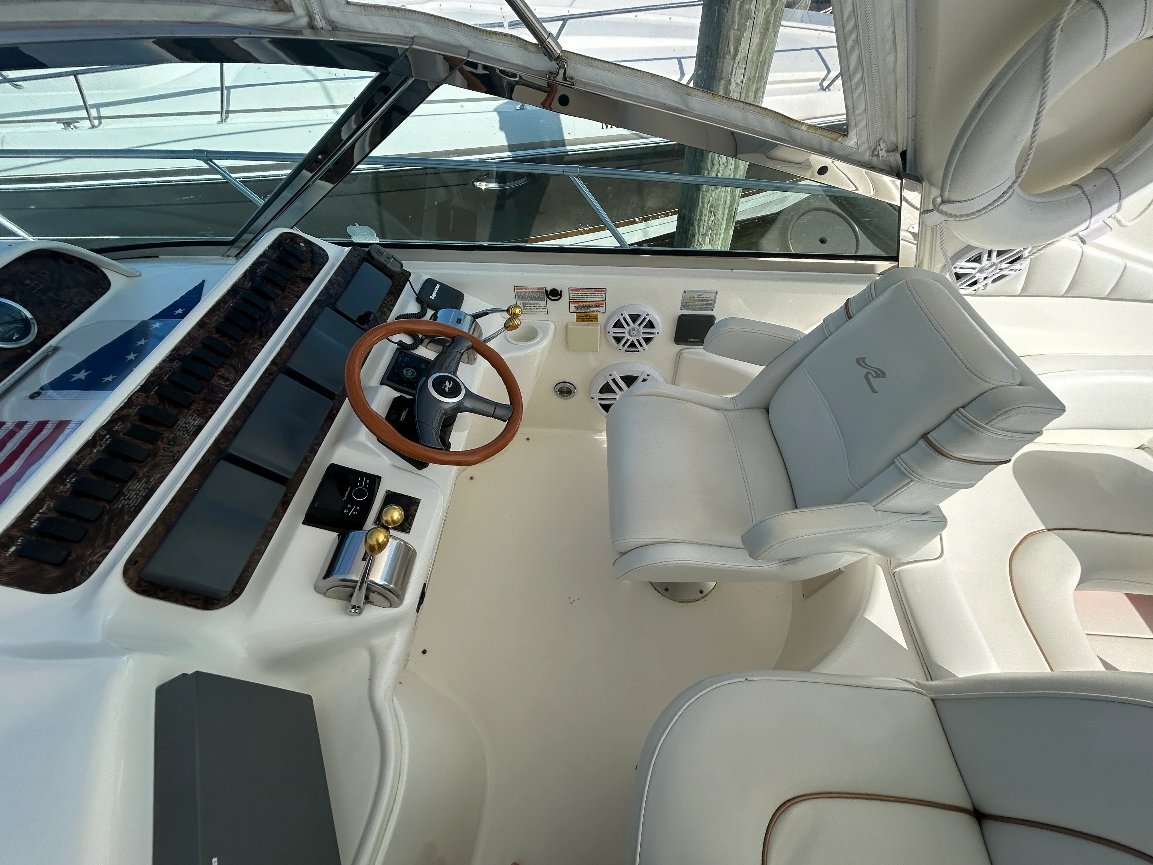 1998 Sea Ray 400 SUNDANCER Image Thumbnail #16