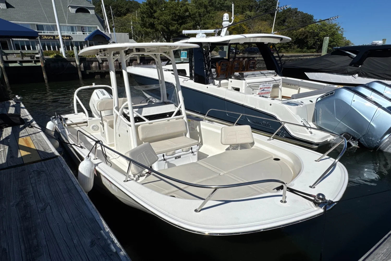 2024 Boston Whaler 210 Montauk Image Thumbnail #5
