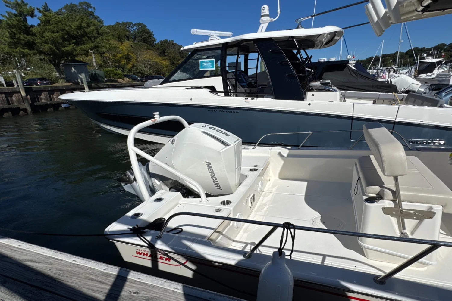 2024 Boston Whaler 210 Montauk Image Thumbnail #7